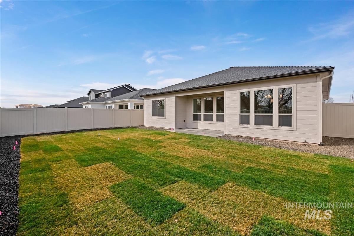 4207 Tropic Way, Caldwell, Idaho 83607, 3 Bedrooms, 2 Bathrooms, Residential For Sale, Price $429,880,MLS 98978712