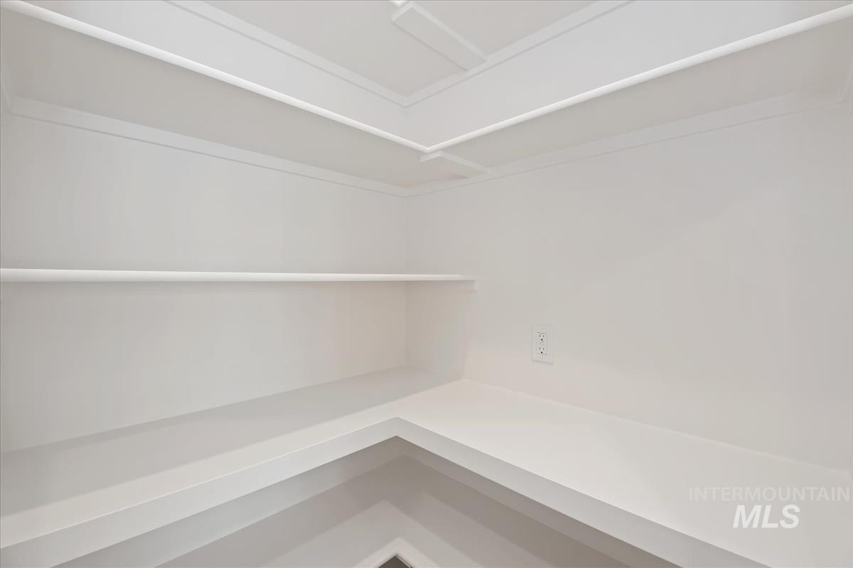 4207 Tropic Way, Caldwell, Idaho 83607, 3 Bedrooms, 2 Bathrooms, Residential For Sale, Price $429,880,MLS 98978712