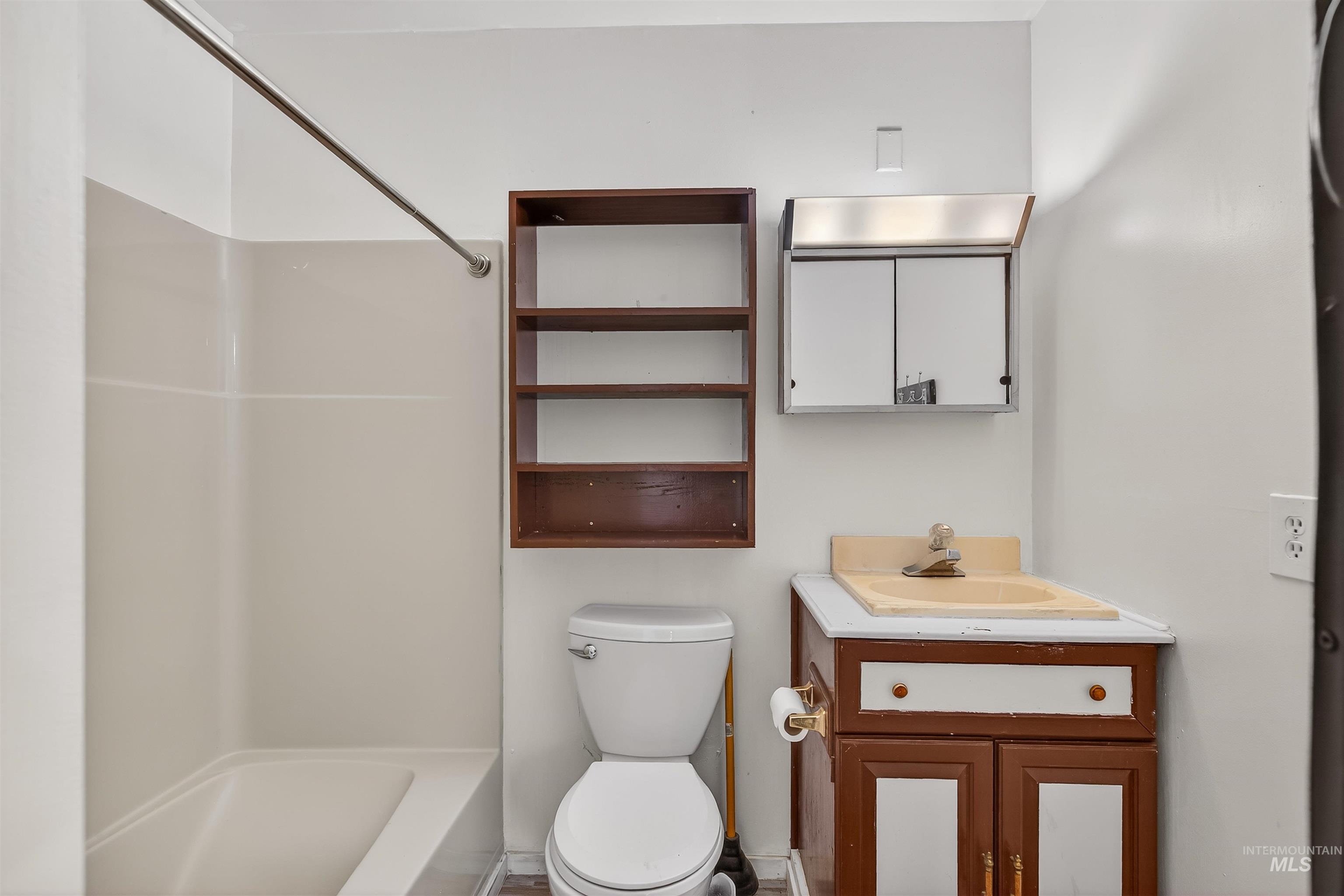 21511 Bandit Lane, Peck, Idaho 83545, 3 Bedrooms, 2 Bathrooms, Residential For Sale, Price $449,000, 98978714