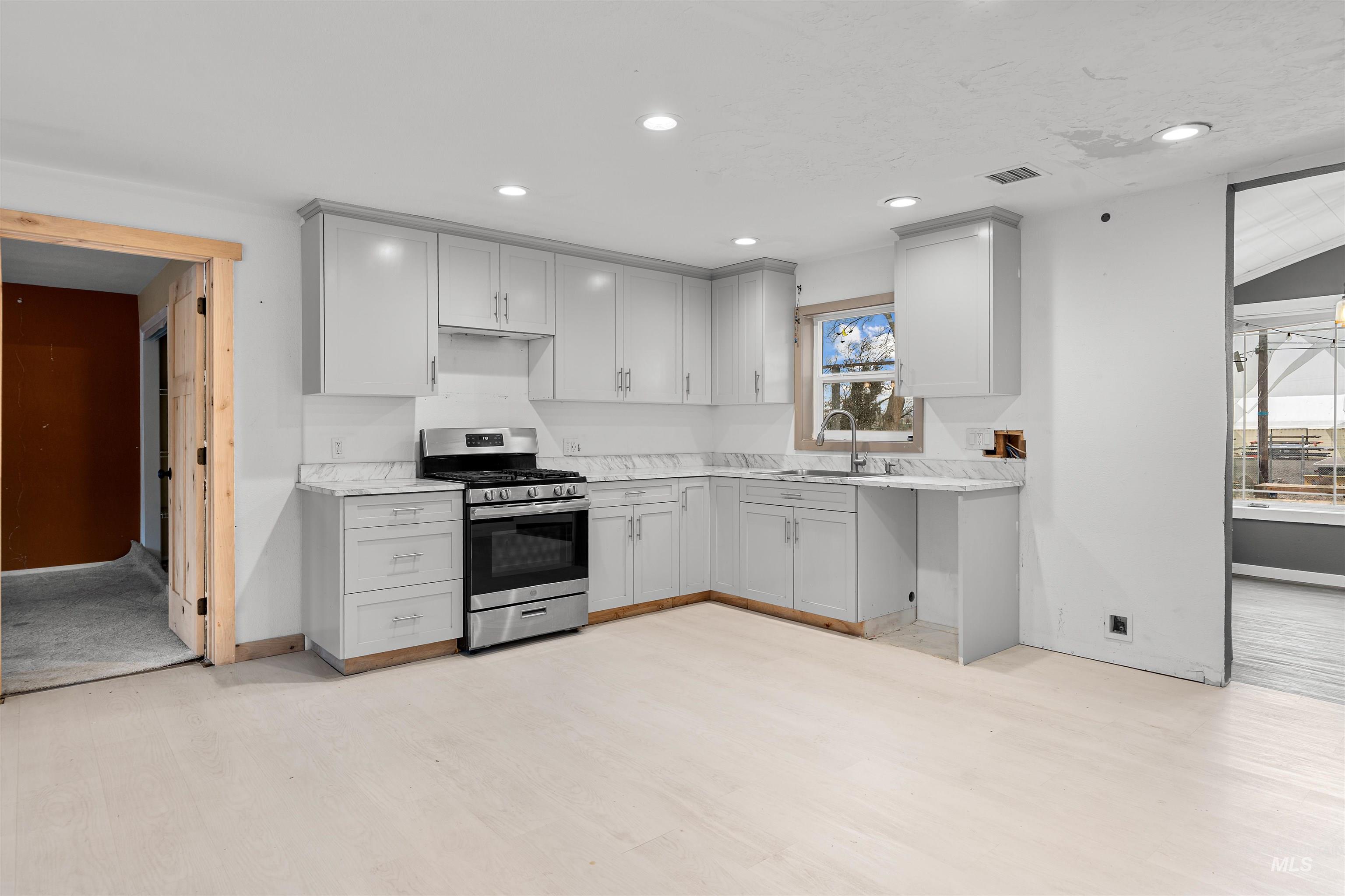 1448 49th Street N, Lewiston, Idaho 83501, 2 Bedrooms, 1.5 Bathrooms, Residential For Sale, Price $232,000,MLS 98978715