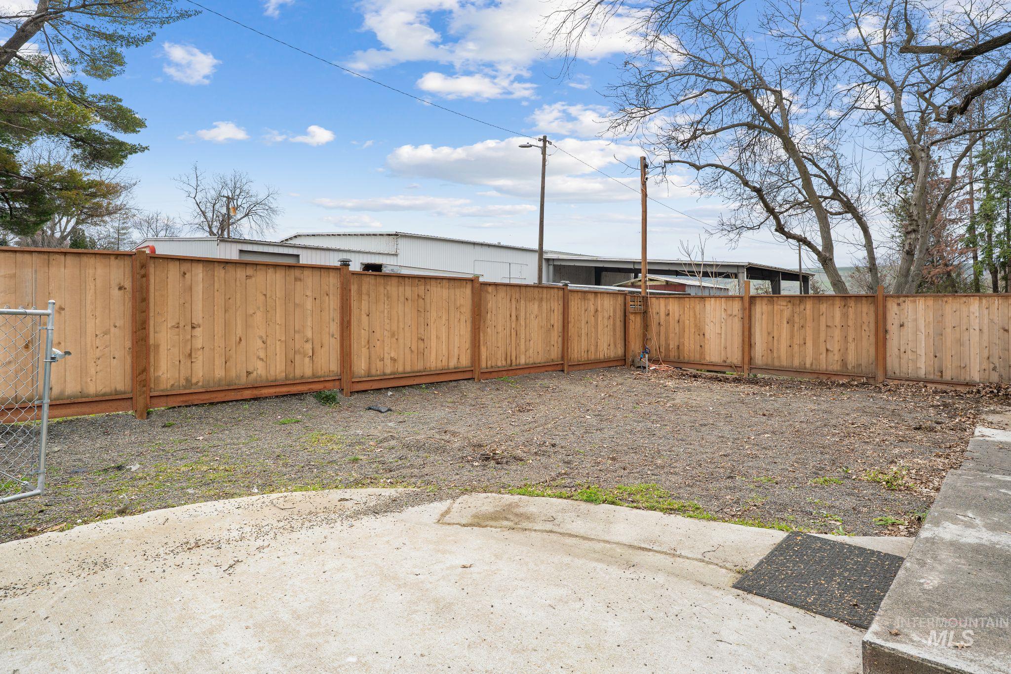 1448 49th Street N, Lewiston, Idaho 83501, 2 Bedrooms, 1.5 Bathrooms, Residential For Sale, Price $232,000,MLS 98978715