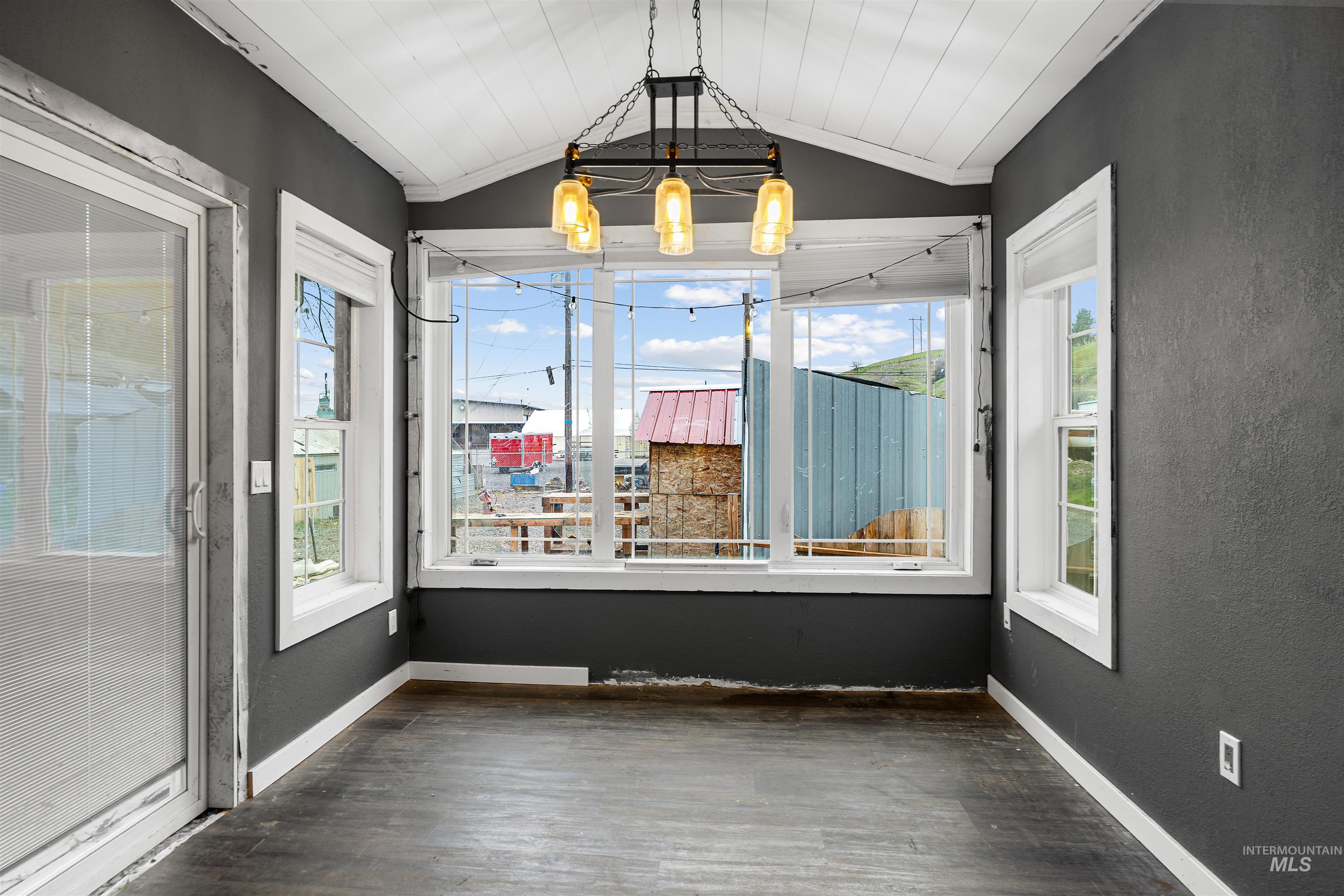 1448 49th Street N, Lewiston, Idaho 83501, 2 Bedrooms, 1.5 Bathrooms, Residential For Sale, Price $232,000,MLS 98978715