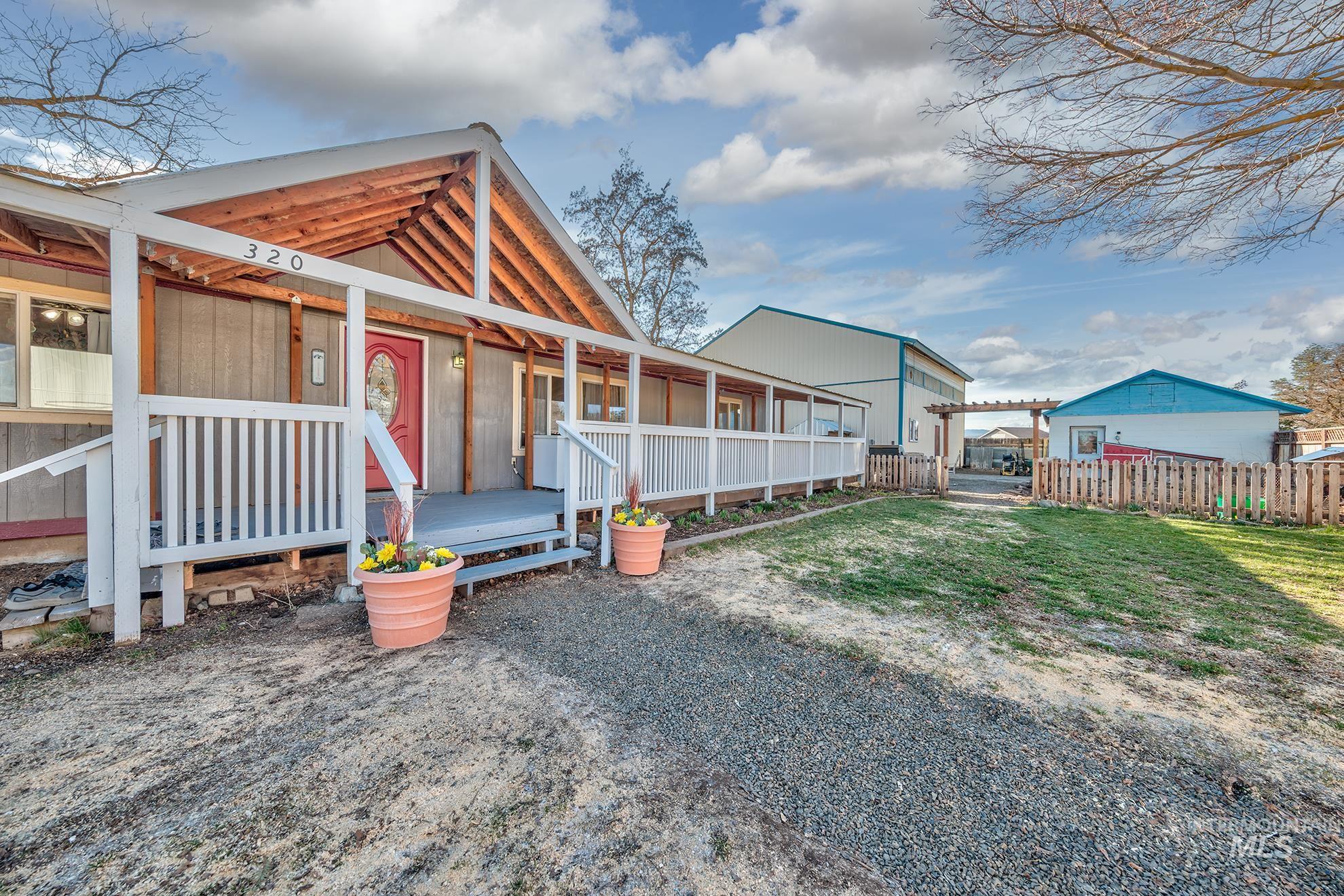 320 S Superior St, Cambridge, Idaho 83610, 4 Bedrooms, Business/Commercial For Sale, Price $362,000, 98978718