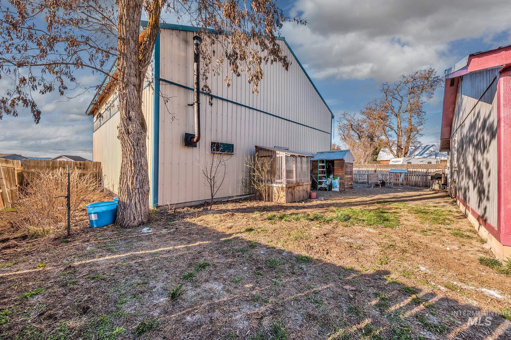 320 S Superior St, Cambridge, Idaho 83610, 4 Bedrooms, Business/Commercial For Sale, Price $362,000, 98978718