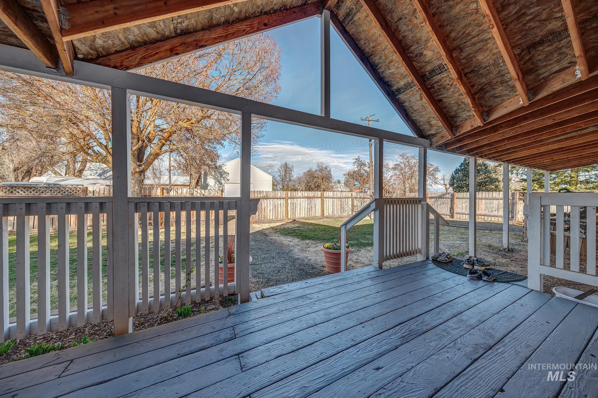 320 S Superior St, Cambridge, Idaho 83610, 4 Bedrooms, Business/Commercial For Sale, Price $362,000, 98978718