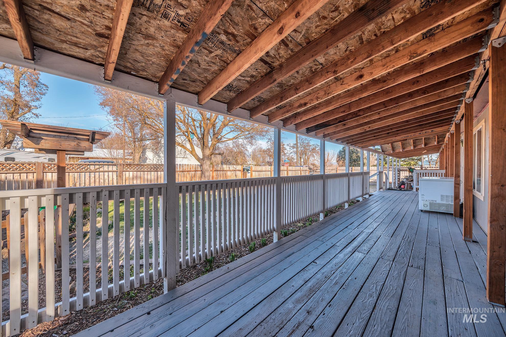 320 S Superior St, Cambridge, Idaho 83610, 4 Bedrooms, Business/Commercial For Sale, Price $362,000, 98978718