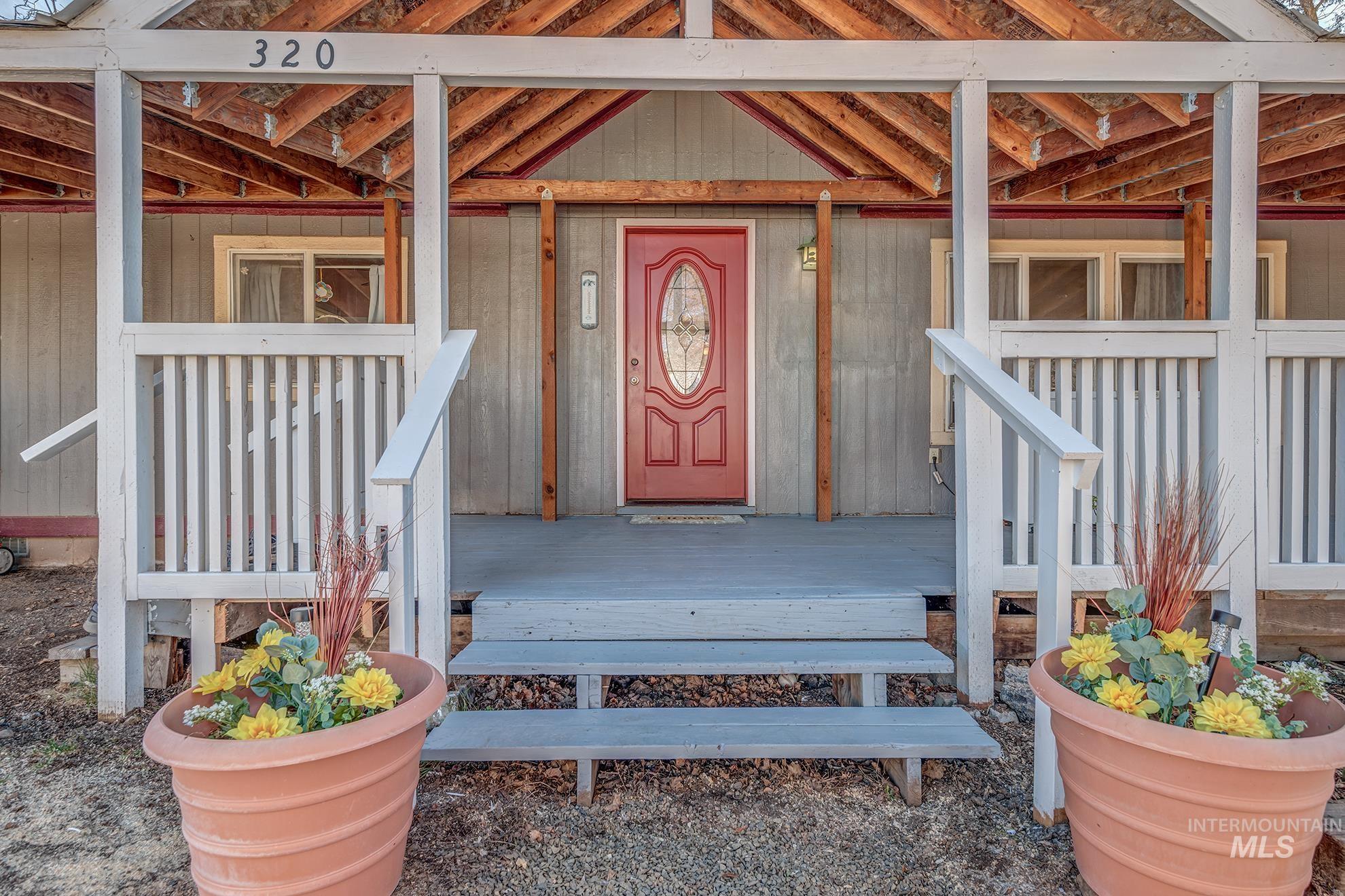 320 S Superior St, Cambridge, Idaho 83610, 4 Bedrooms, Business/Commercial For Sale, Price $362,000, 98978718