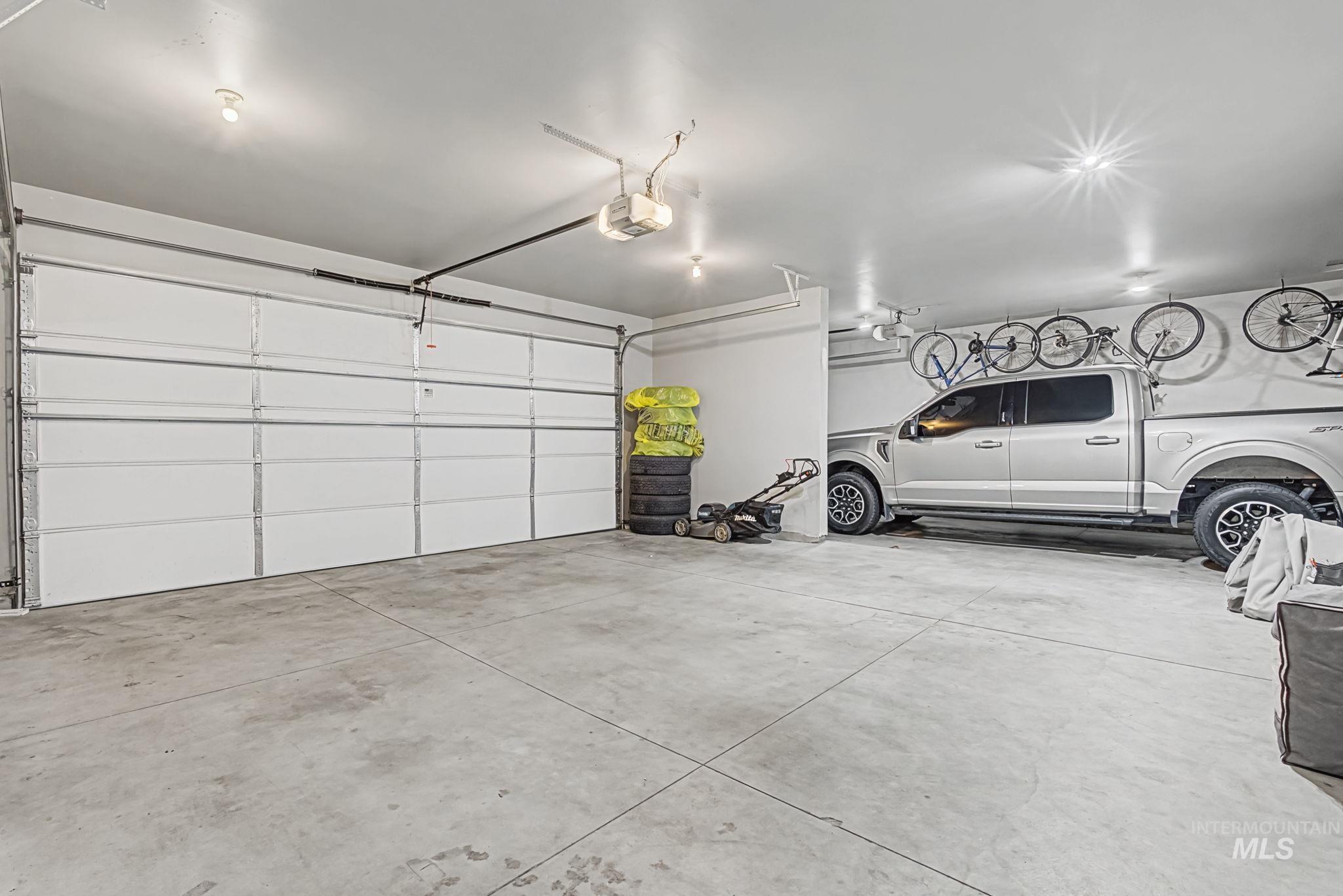 6266 E Playwright St, Boise, Idaho 83716, 5 Bedrooms, 4 Bathrooms, Residential For Sale, Price $1,375,000,MLS 98978720