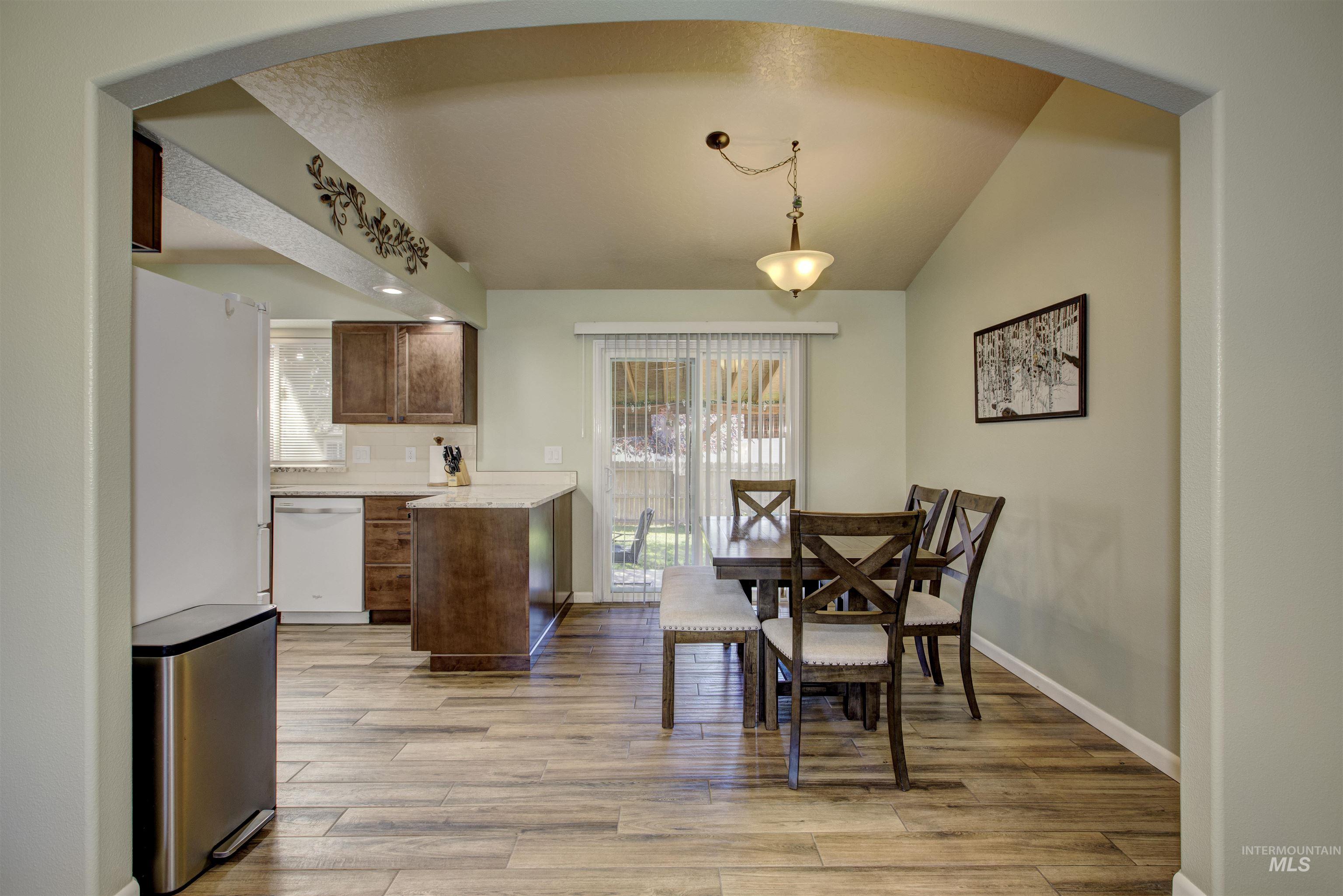 13665 W Rochester St, Boise, Idaho 83713, 3 Bedrooms, 2 Bathrooms, Residential For Sale, Price $435,000, 98978721