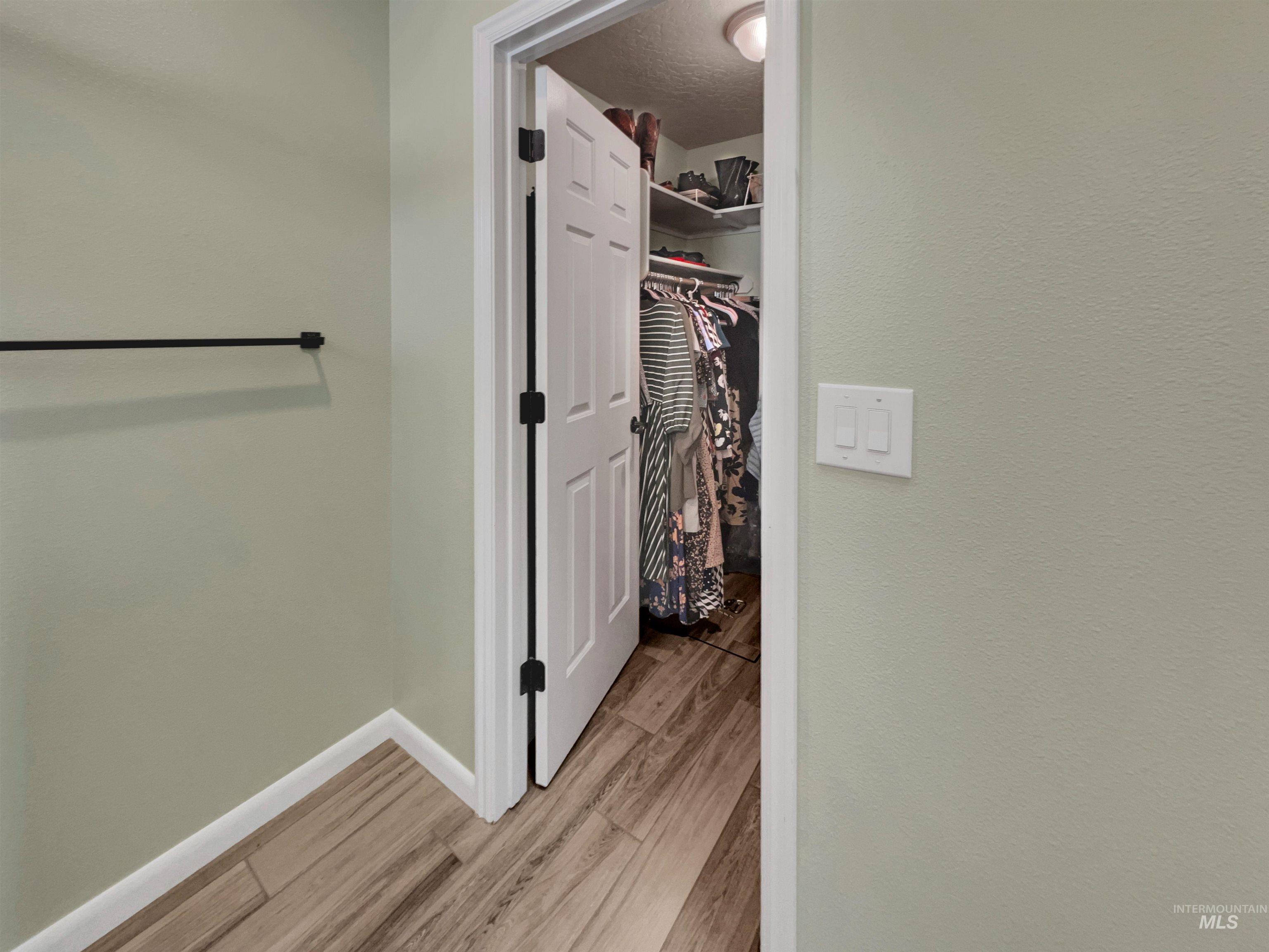 13665 W Rochester St, Boise, Idaho 83713, 3 Bedrooms, 2 Bathrooms, Residential For Sale, Price $435,000, 98978721