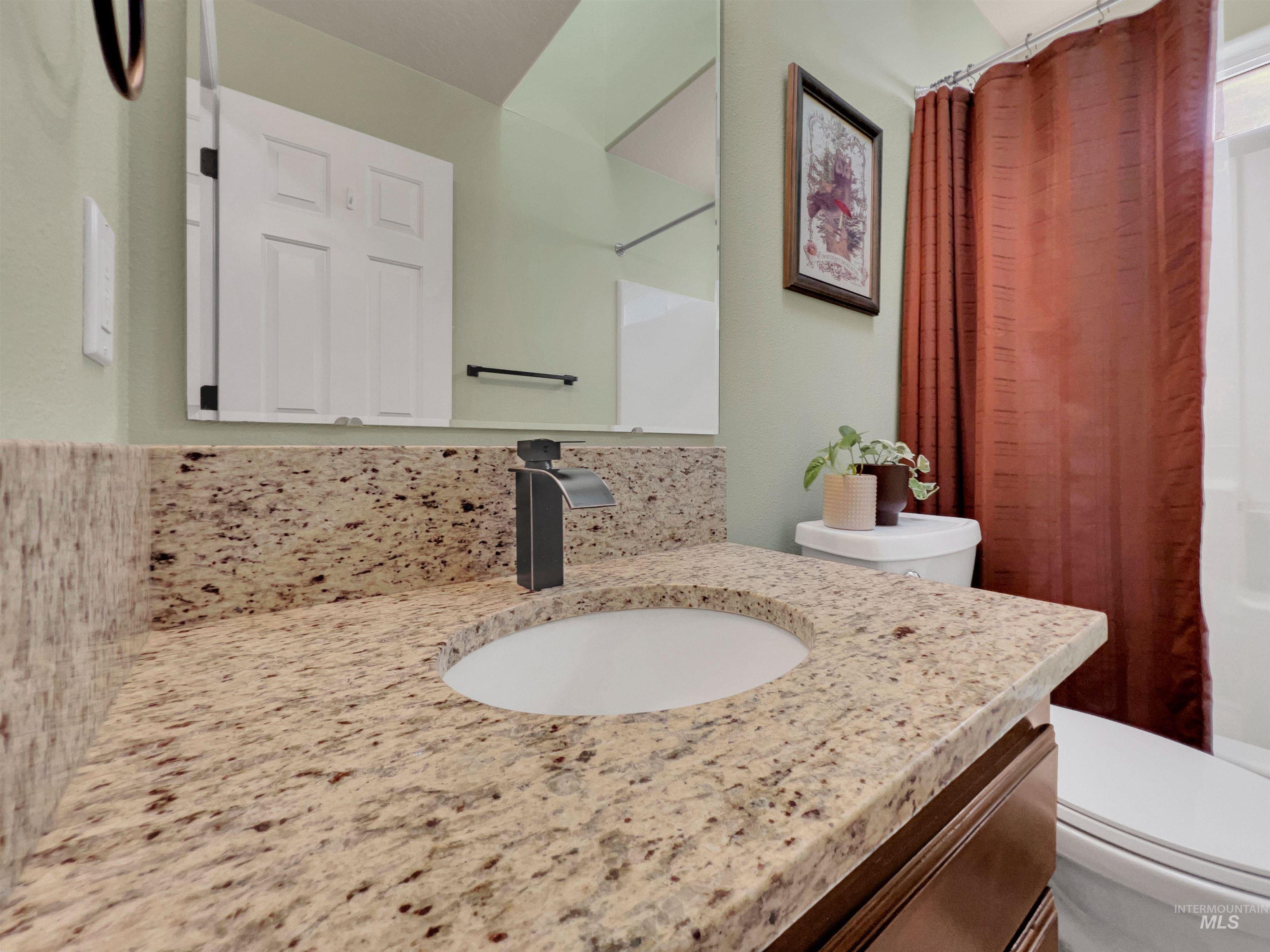 13665 W Rochester St, Boise, Idaho 83713, 3 Bedrooms, 2 Bathrooms, Residential For Sale, Price $435,000, 98978721