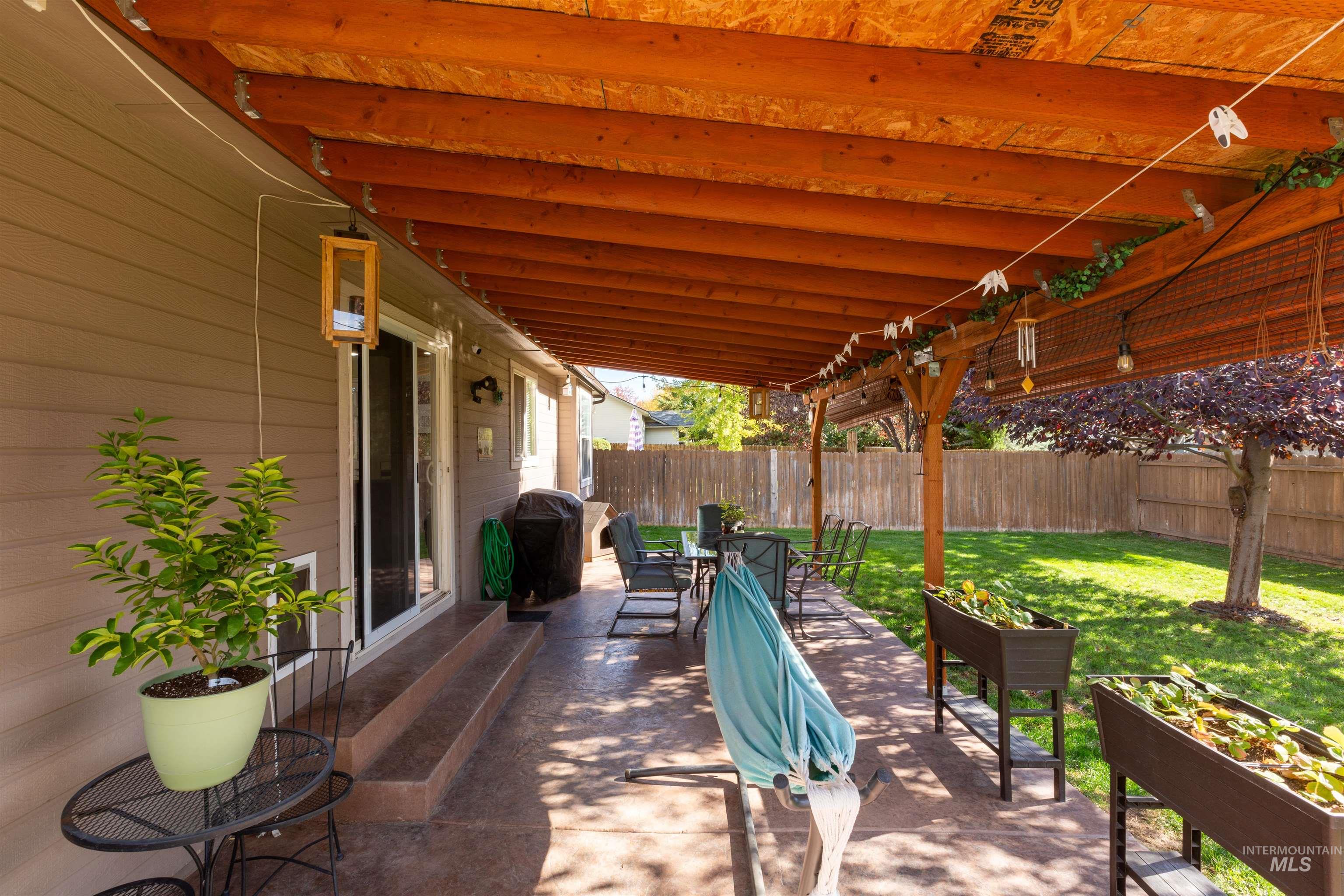 13665 W Rochester St, Boise, Idaho 83713, 3 Bedrooms, 2 Bathrooms, Residential For Sale, Price $435,000, 98978721