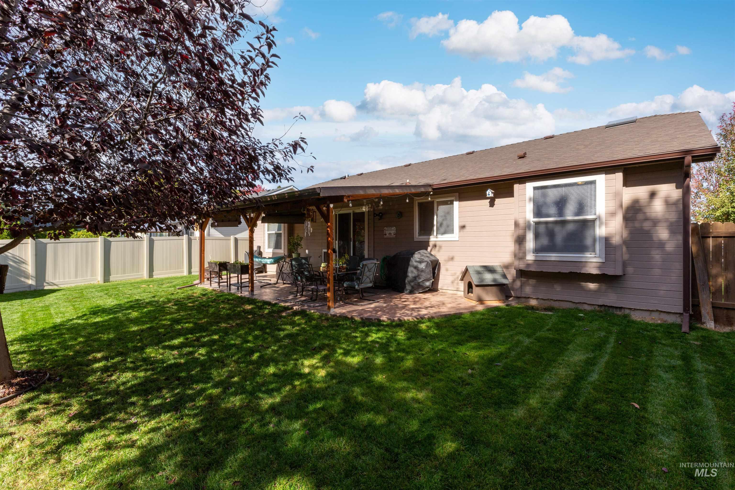 13665 W Rochester St, Boise, Idaho 83713, 3 Bedrooms, 2 Bathrooms, Residential For Sale, Price $435,000, 98978721