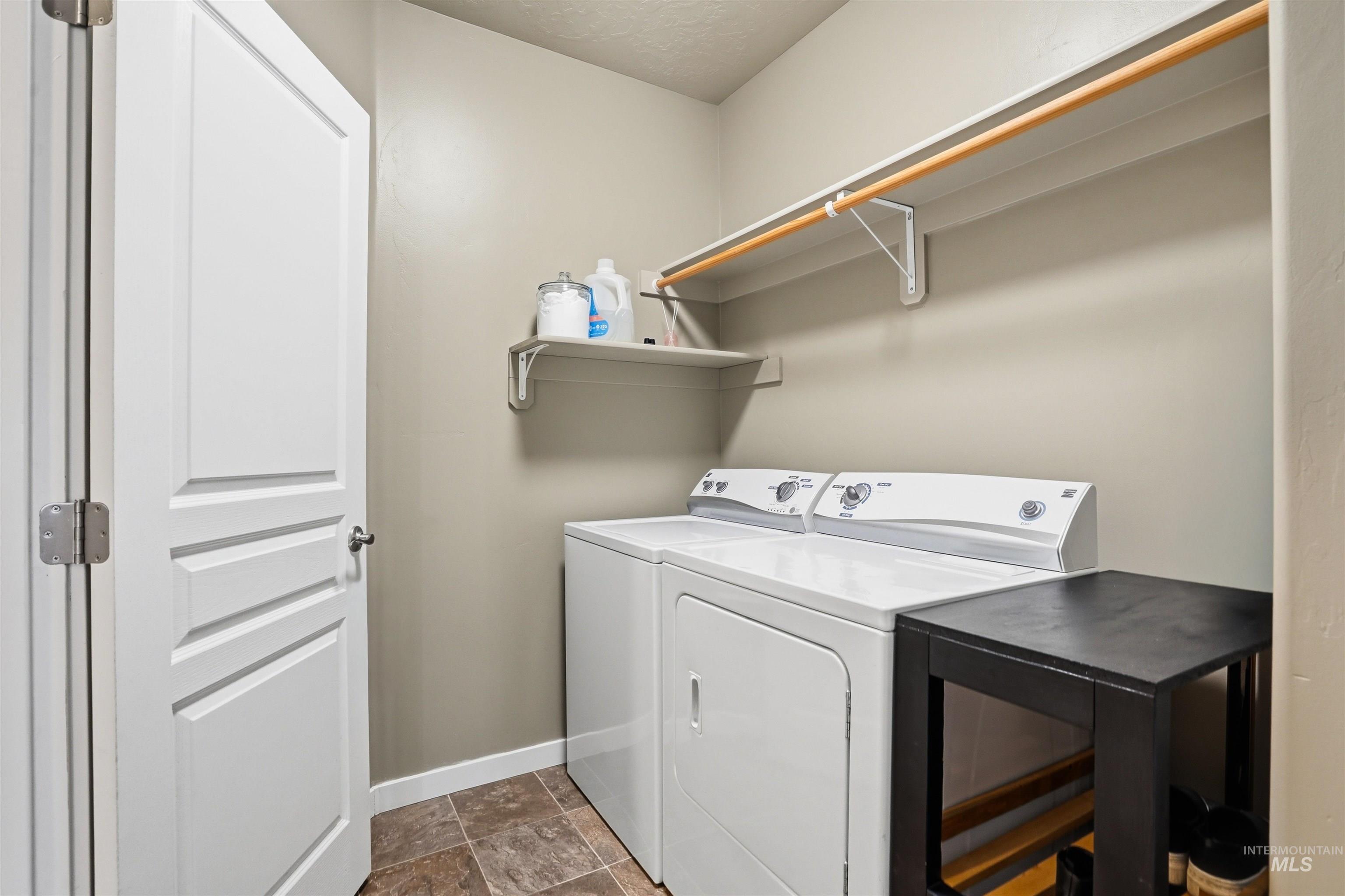 1135 E Odyssey St., Kuna, Idaho 83634, 3 Bedrooms, 2 Bathrooms, Residential For Sale, Price $439,000, 98978723