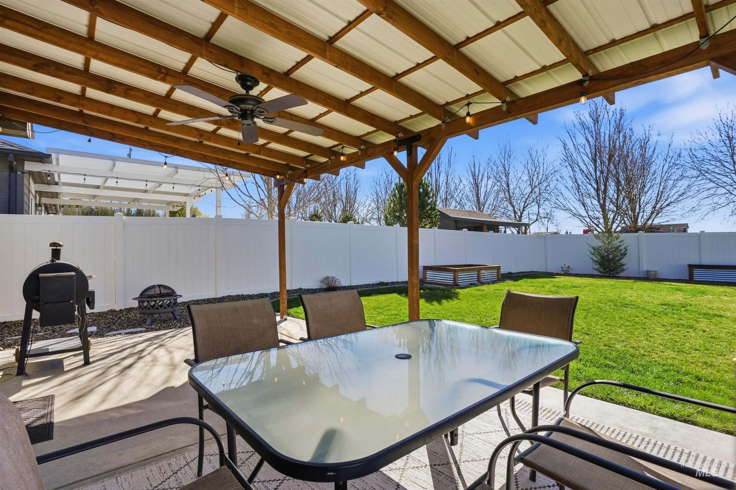 1135 E Odyssey St., Kuna, Idaho 83634, 3 Bedrooms, 2 Bathrooms, Residential For Sale, Price $439,000, 98978723