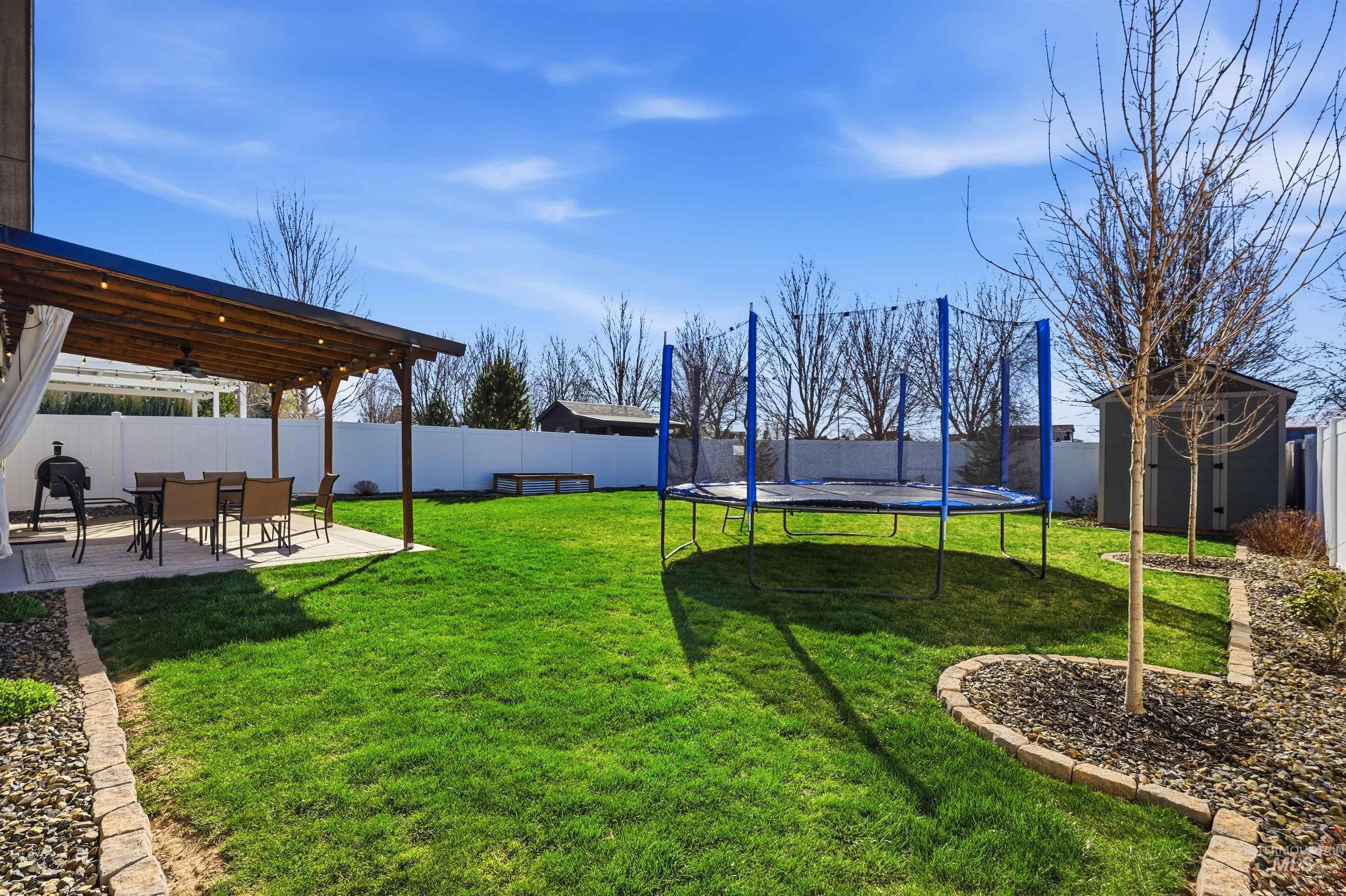 1135 E Odyssey St., Kuna, Idaho 83634, 3 Bedrooms, 2 Bathrooms, Residential For Sale, Price $439,000, 98978723