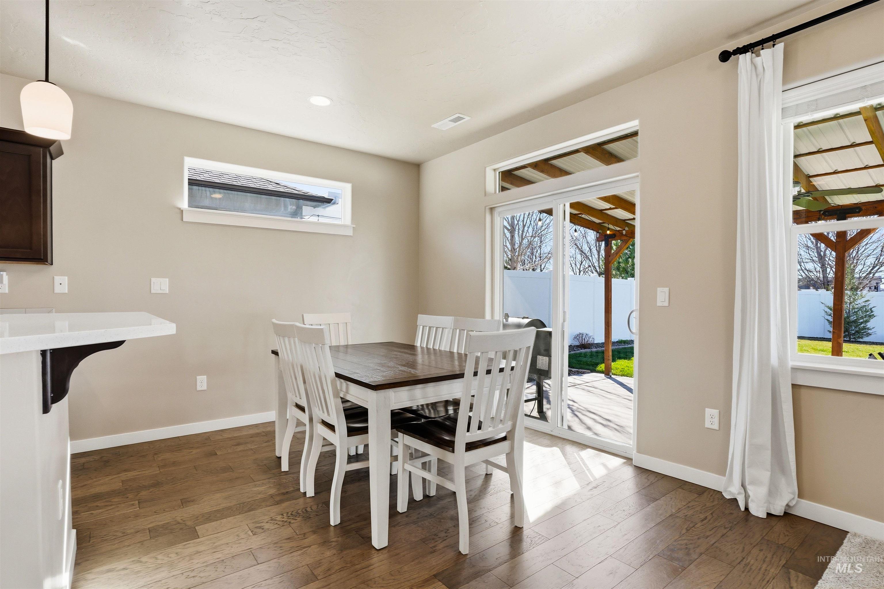 1135 E Odyssey St., Kuna, Idaho 83634, 3 Bedrooms, 2 Bathrooms, Residential For Sale, Price $439,000, 98978723