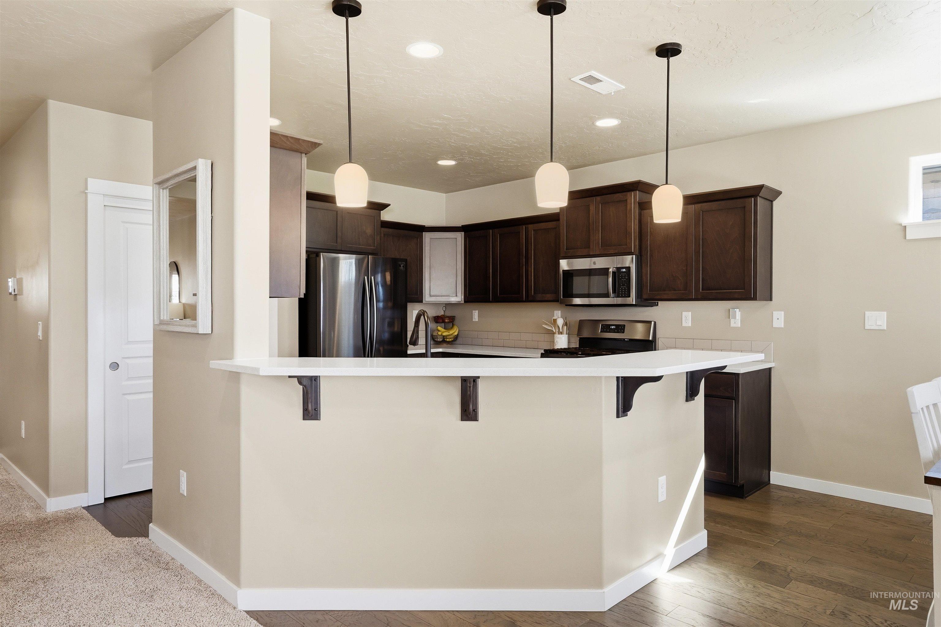 1135 E Odyssey St., Kuna, Idaho 83634, 3 Bedrooms, 2 Bathrooms, Residential For Sale, Price $439,000, 98978723