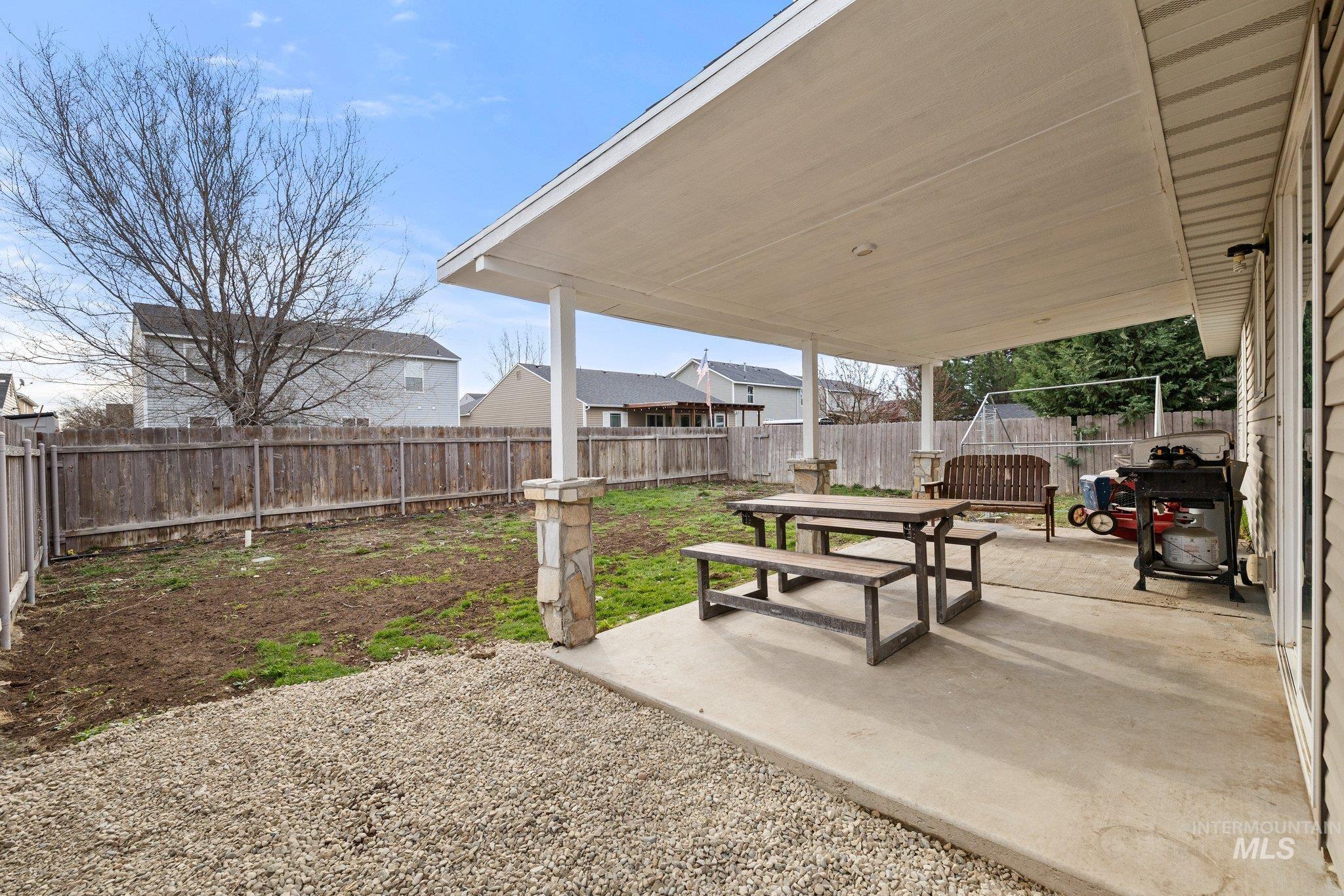 16946 Bastian Ave, Caldwell, Idaho 83607, 3 Bedrooms, 2 Bathrooms, Residential For Sale, Price $345,000, 98978725