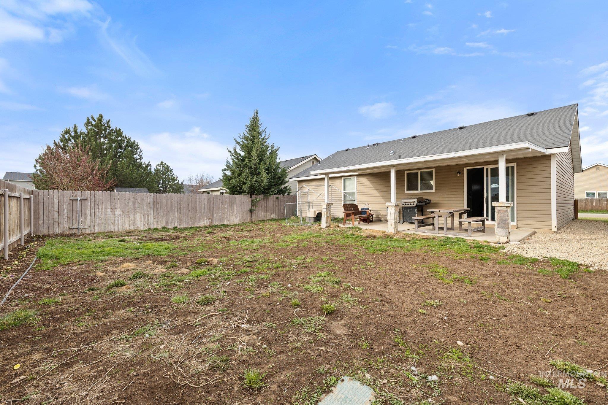 16946 Bastian Ave, Caldwell, Idaho 83607, 3 Bedrooms, 2 Bathrooms, Residential For Sale, Price $345,000, 98978725