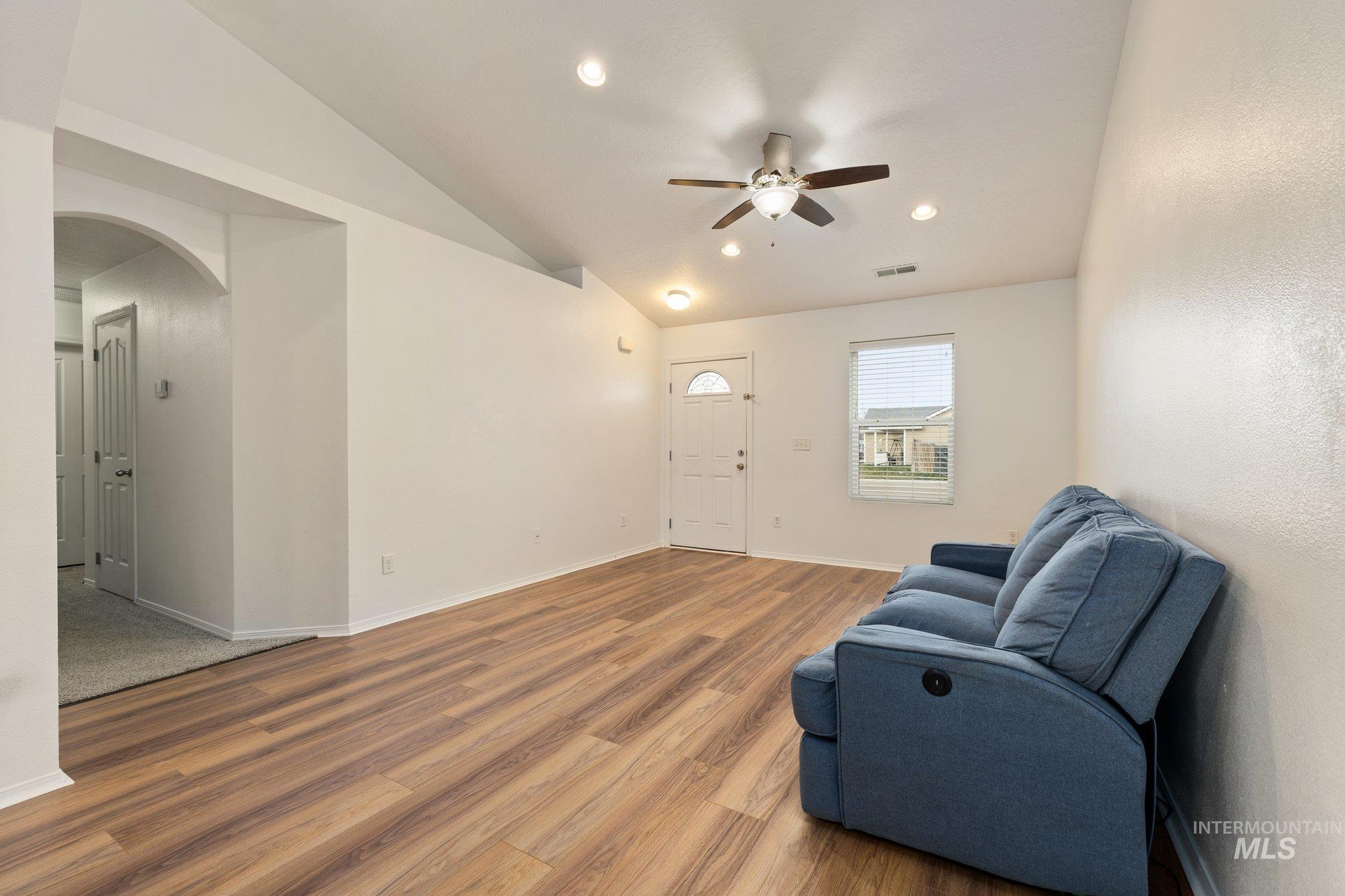 16946 Bastian Ave, Caldwell, Idaho 83607, 3 Bedrooms, 2 Bathrooms, Residential For Sale, Price $345,000, 98978725