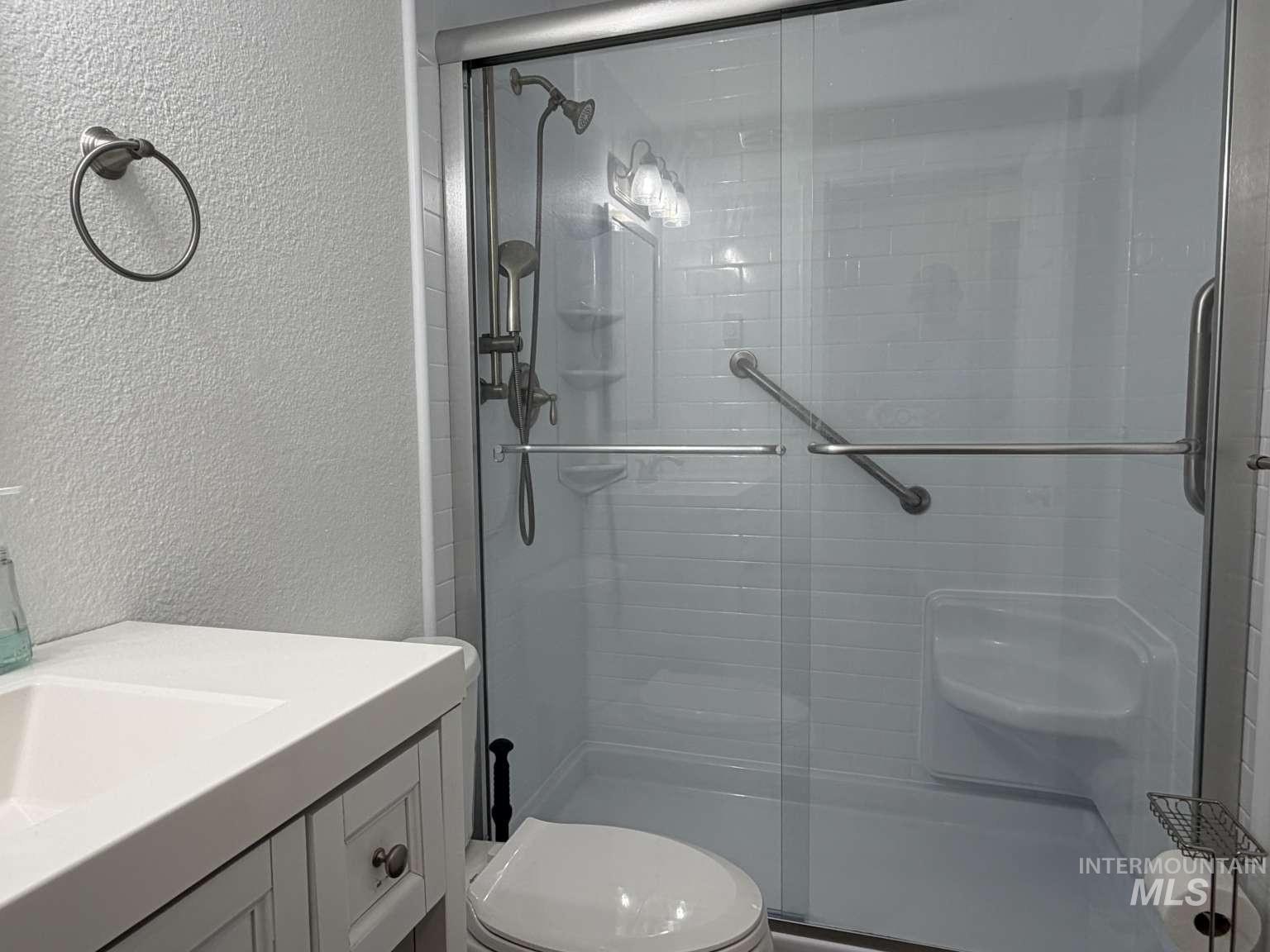 211 Jasper Ave, Middleton, Idaho 83644, 3 Bedrooms, 1 Bathroom, Residential For Sale, Price $330,000,MLS 98978727