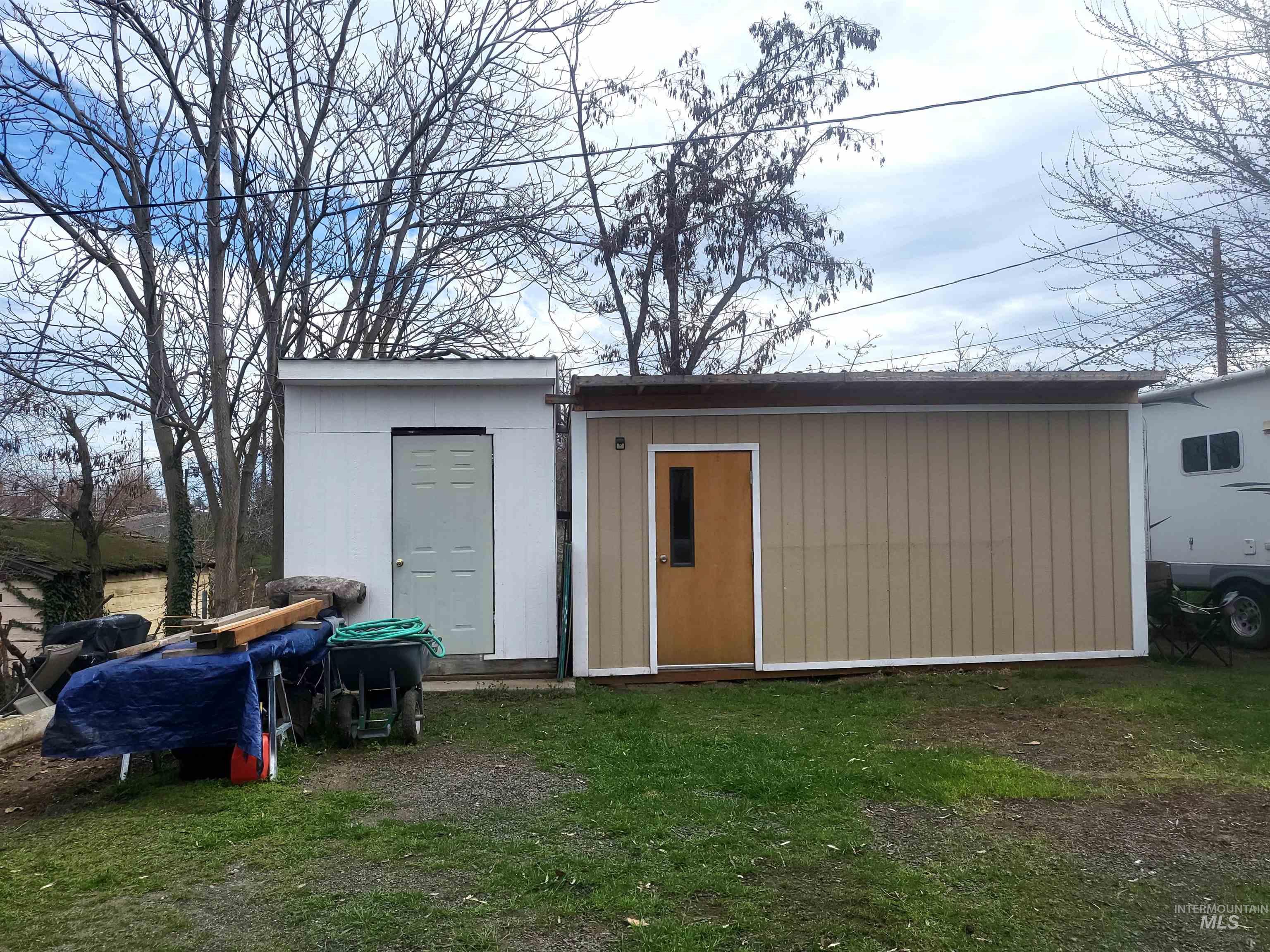 1924 16th Ave, Lewiston, Idaho 83501, 2 Bedrooms, 1 Bathroom, Residential For Sale, Price $255,000,MLS 98978728