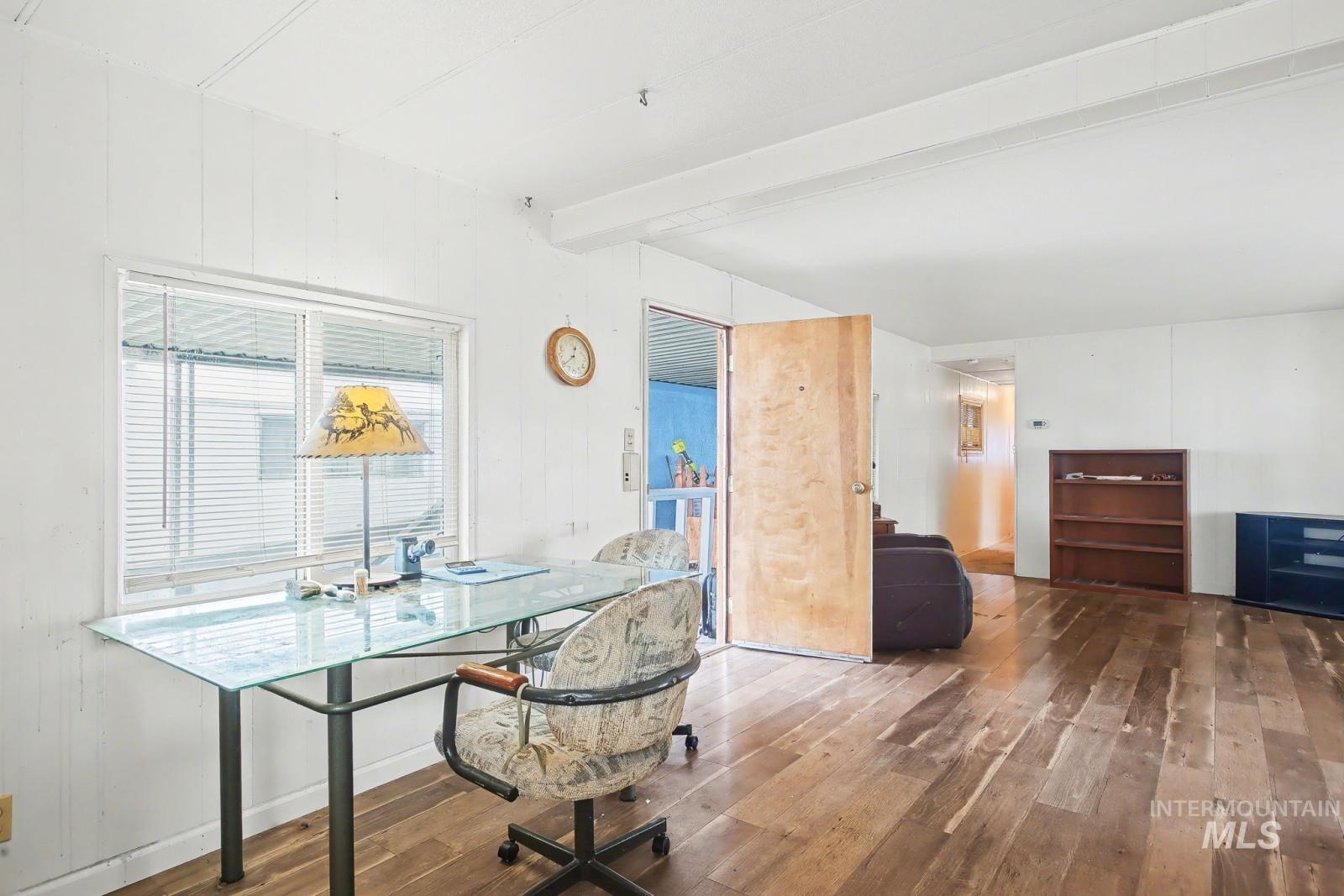 924 Vista Ave, Lewiston, Idaho 83501, 2 Bedrooms, 1 Bathroom, Residential For Sale, Price $44,900,MLS 98978731