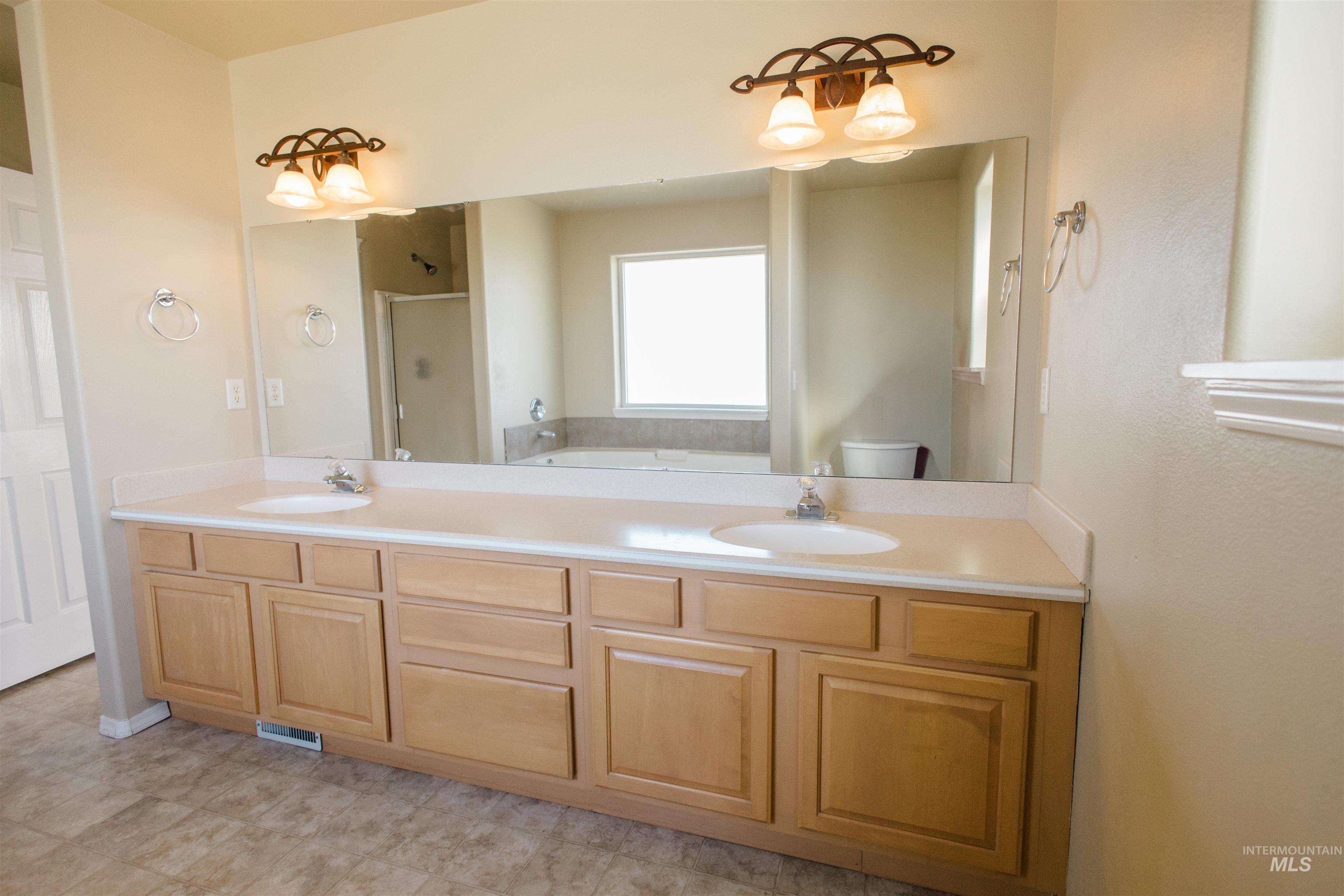 1571 SE Hamilton Rd, Mountain Home, Idaho 83647, 3 Bedrooms, 2.5 Bathrooms, Residential For Sale, Price $699,900, 98978733