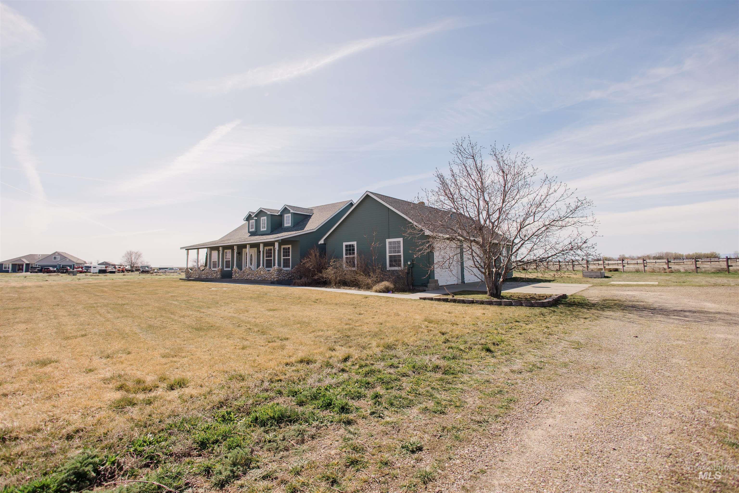 1571 SE Hamilton Rd, Mountain Home, Idaho 83647, 3 Bedrooms, 2.5 Bathrooms, Residential For Sale, Price $699,900, 98978733