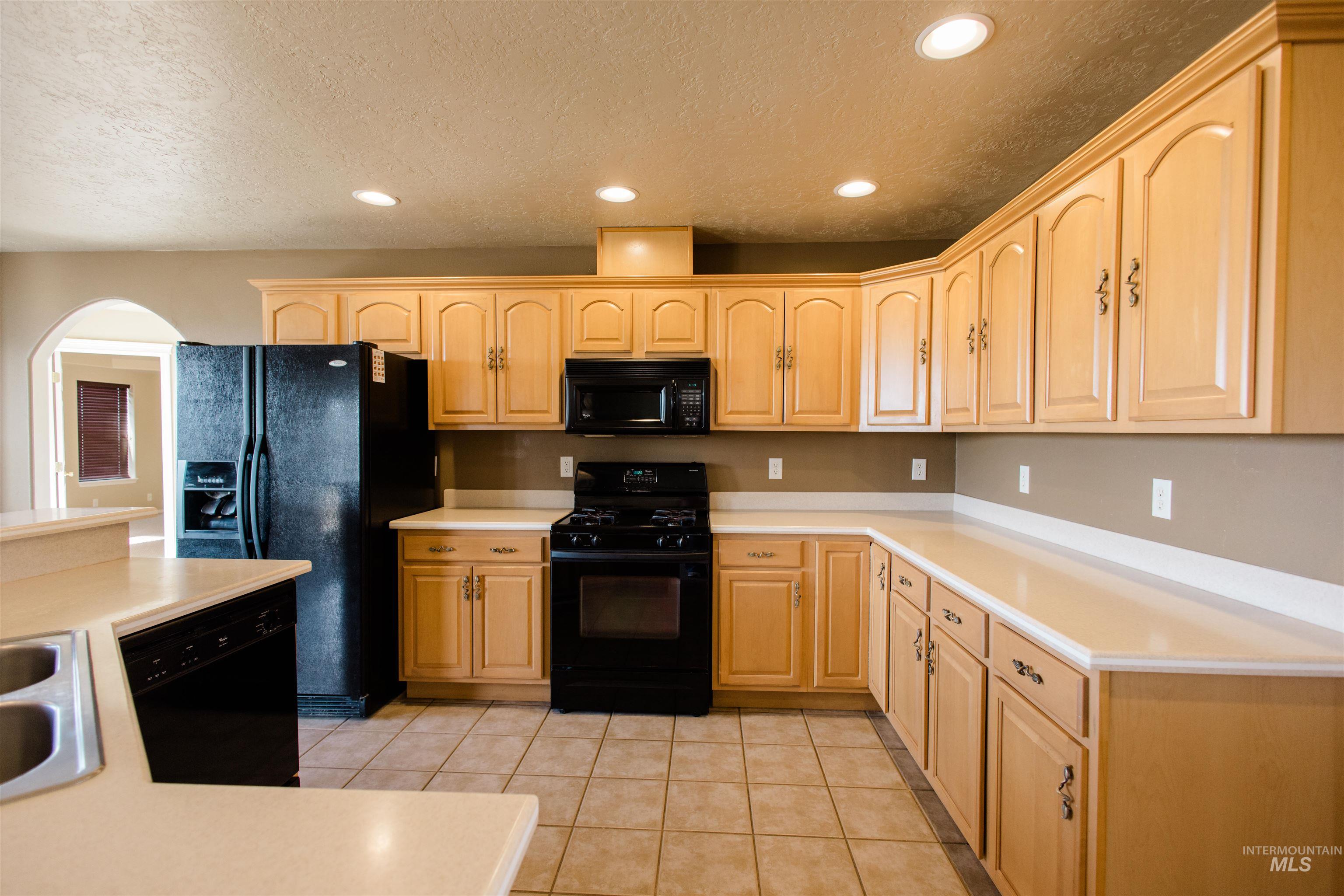 1571 SE Hamilton Rd, Mountain Home, Idaho 83647, 3 Bedrooms, 2.5 Bathrooms, Residential For Sale, Price $699,900, 98978733