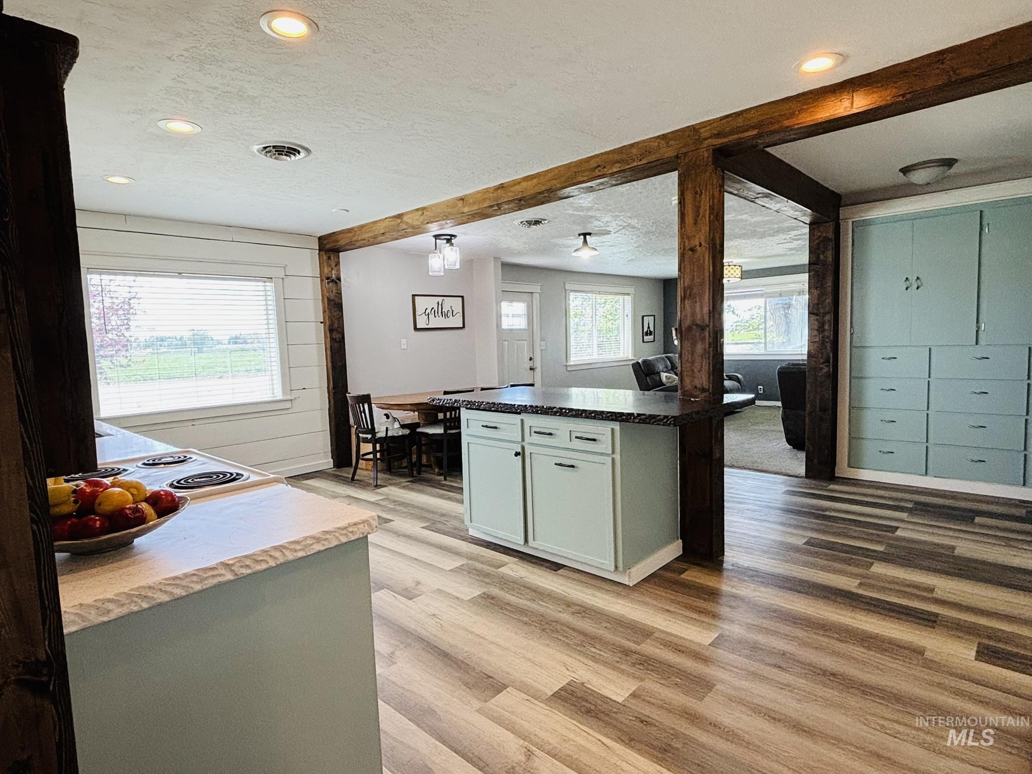 802 S 9th St, Rupert, Idaho 83350, 4 Bedrooms, 2 Bathrooms, Residential For Sale, Price $397,000, 98978734