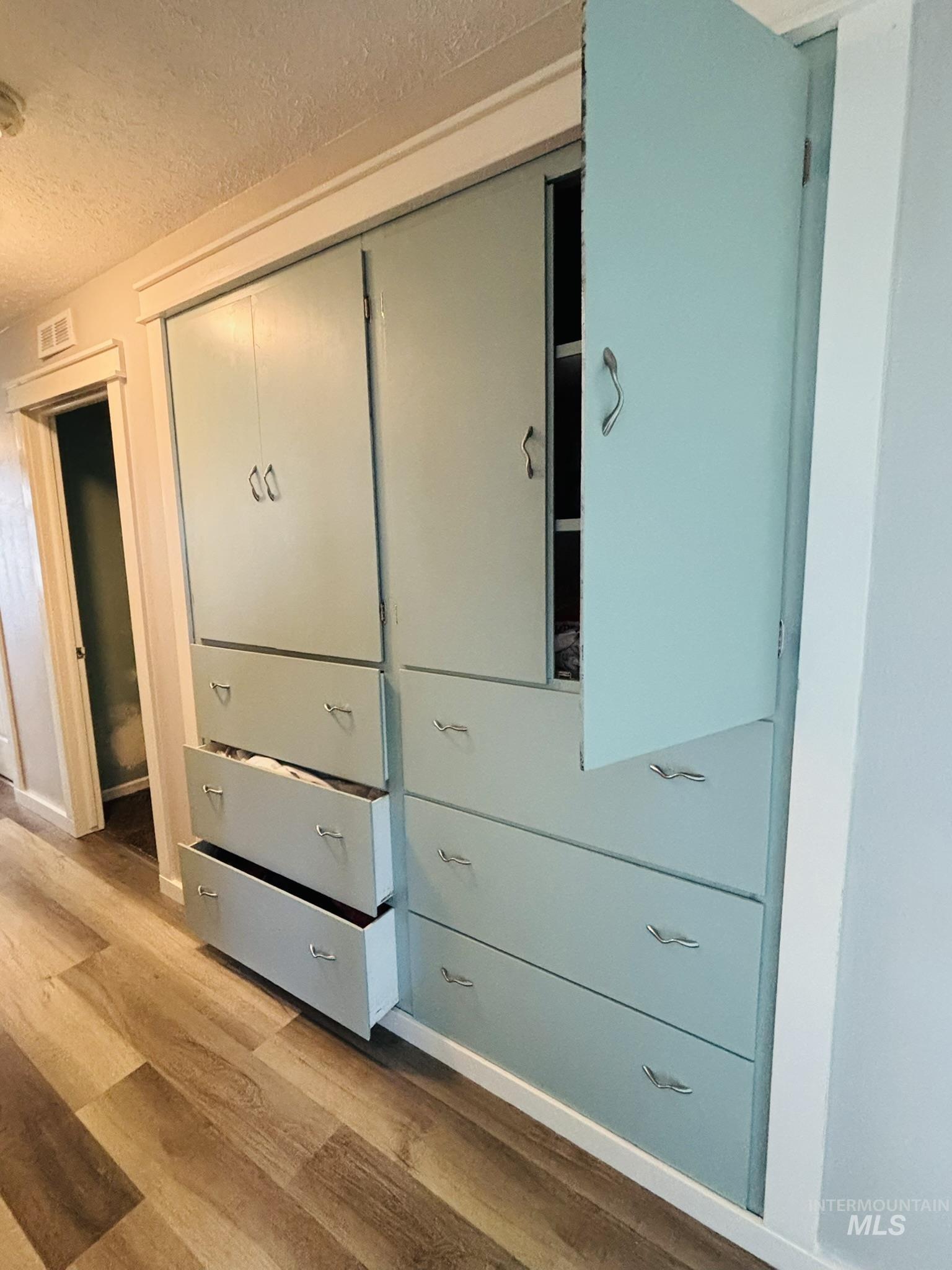 802 S 9th St, Rupert, Idaho 83350, 4 Bedrooms, 2 Bathrooms, Residential For Sale, Price $397,000, 98978734