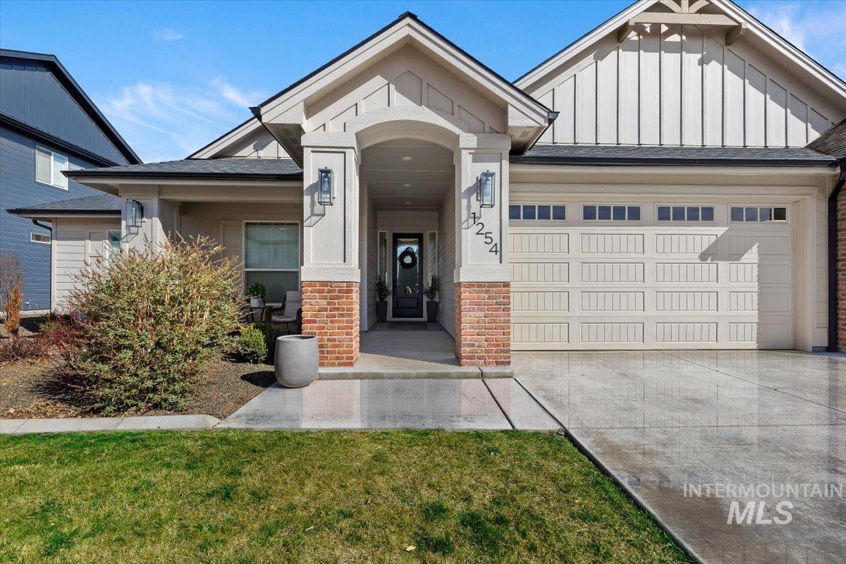 1254 W Tenzing, Nampa, Idaho 83686, 3 Bedrooms, 2.5 Bathrooms, Residential For Sale, Price $719,900,MLS 98978735