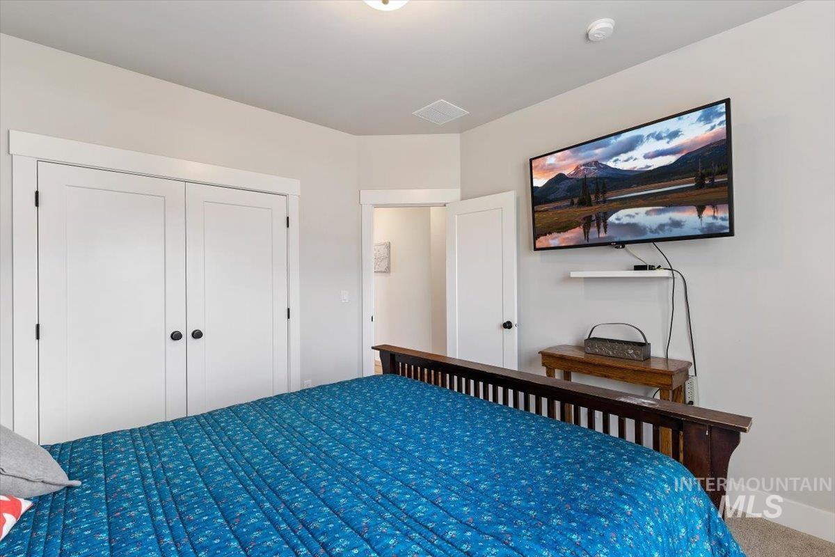 1254 W Tenzing, Nampa, Idaho 83686, 3 Bedrooms, 2.5 Bathrooms, Residential For Sale, Price $719,900,MLS 98978735