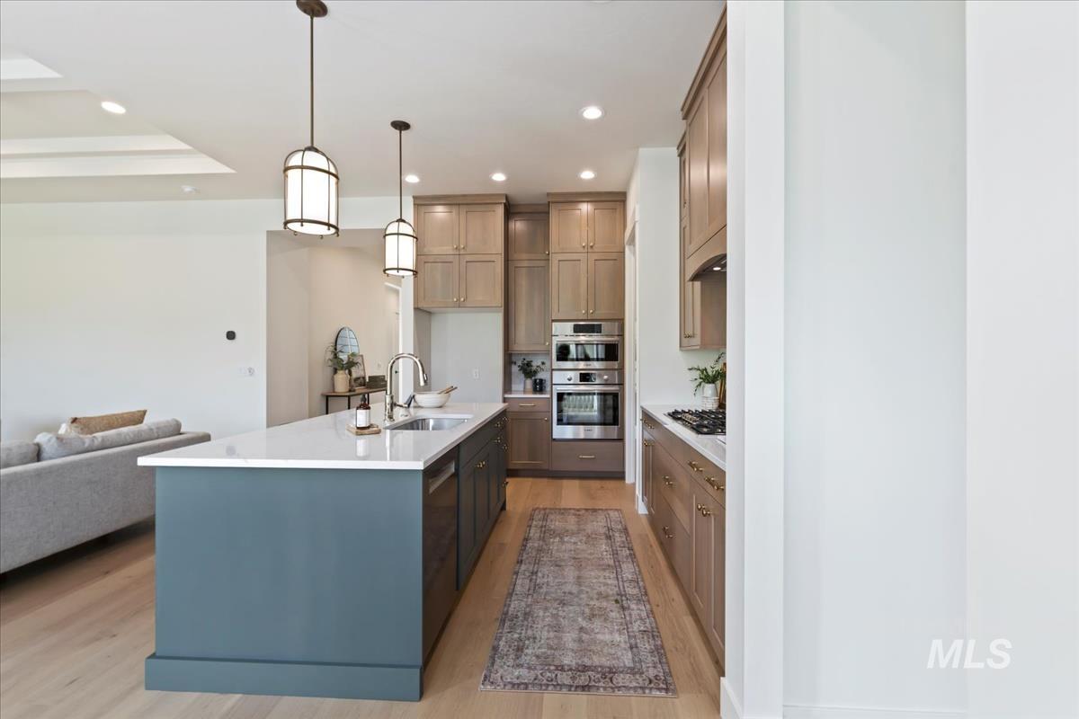 6540 E Lucy Drive, Eagle, Idaho 83629, 3 Bedrooms, 2 Bathrooms, Residential For Sale, Price $559,880, 98978737