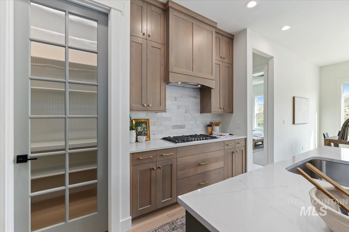 6540 E Lucy Drive, Eagle, Idaho 83629, 3 Bedrooms, 2 Bathrooms, Residential For Sale, Price $559,880, 98978737