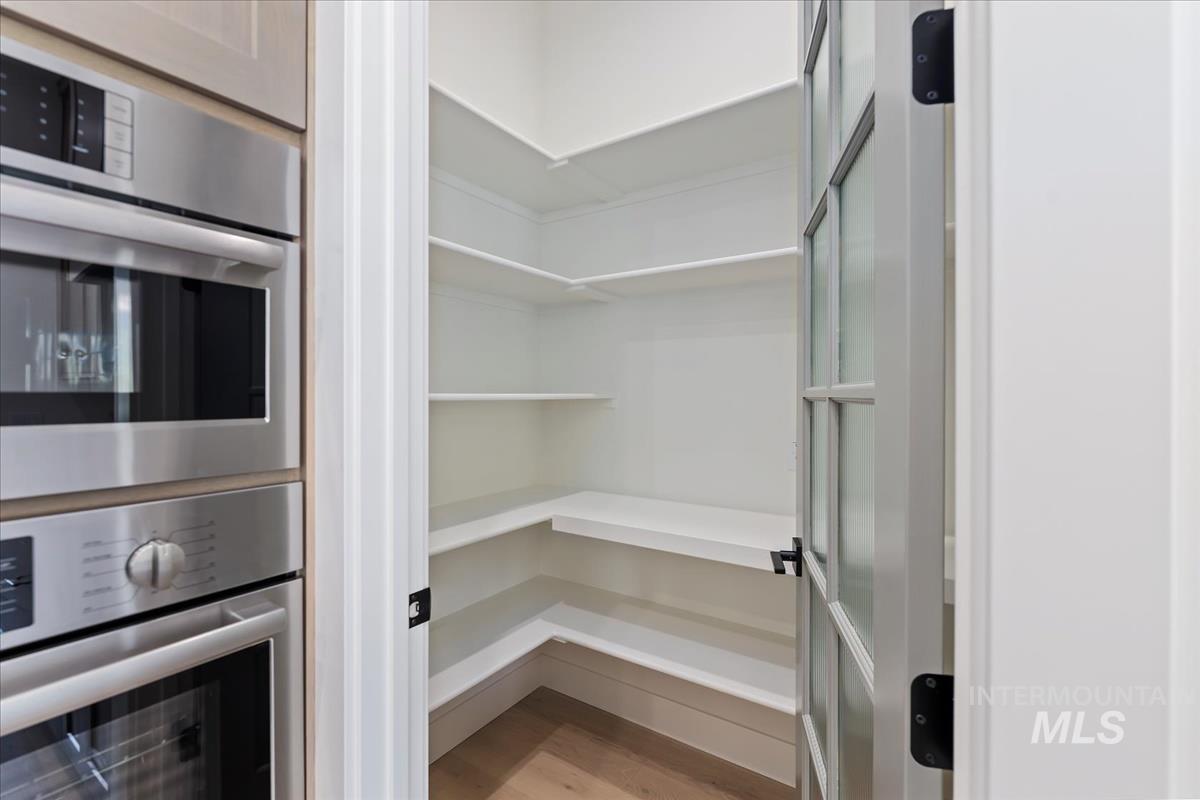 6540 E Lucy Drive, Eagle, Idaho 83629, 3 Bedrooms, 2 Bathrooms, Residential For Sale, Price $559,880, 98978737