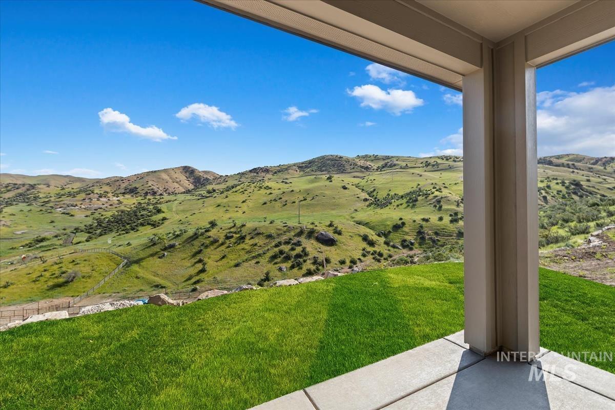 6540 E Lucy Drive, Eagle, Idaho 83629, 3 Bedrooms, 2 Bathrooms, Residential For Sale, Price $559,880, 98978737