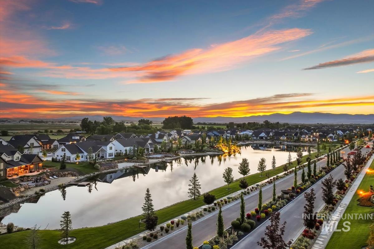 7478 W Corinthia St, Eagle, Idaho 83616, 4 Bedrooms, 3.5 Bathrooms, Residential For Sale, Price $987,000,MLS 98978738