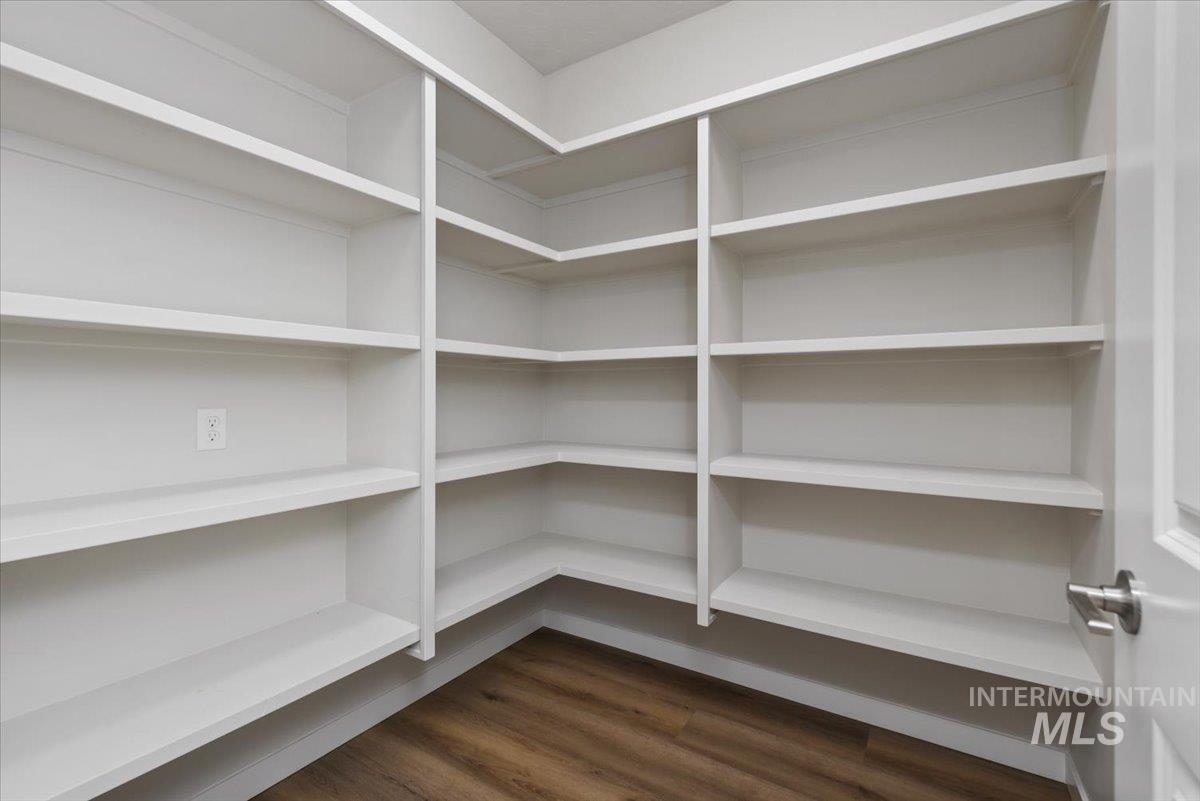 10378 Loneleaf Dr, Nampa, Idaho 83687, 4 Bedrooms, 2.5 Bathrooms, Residential For Sale, Price $599,900,MLS 98978739