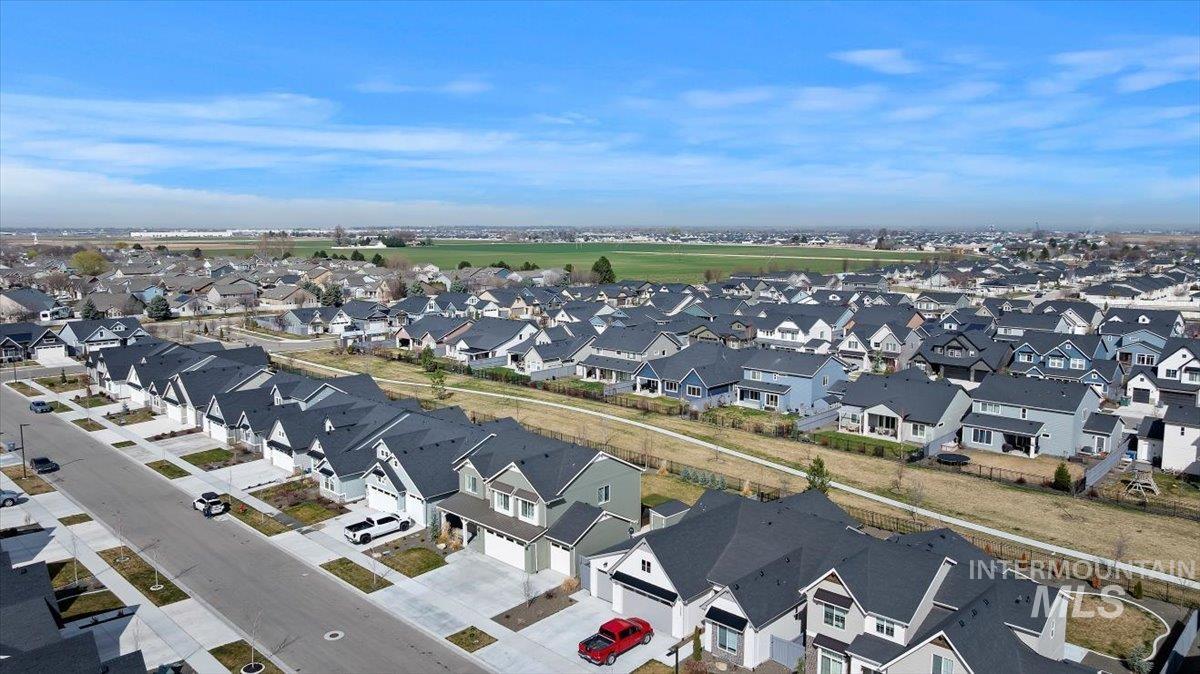 10378 Loneleaf Dr, Nampa, Idaho 83687, 4 Bedrooms, 2.5 Bathrooms, Residential For Sale, Price $599,900,MLS 98978739