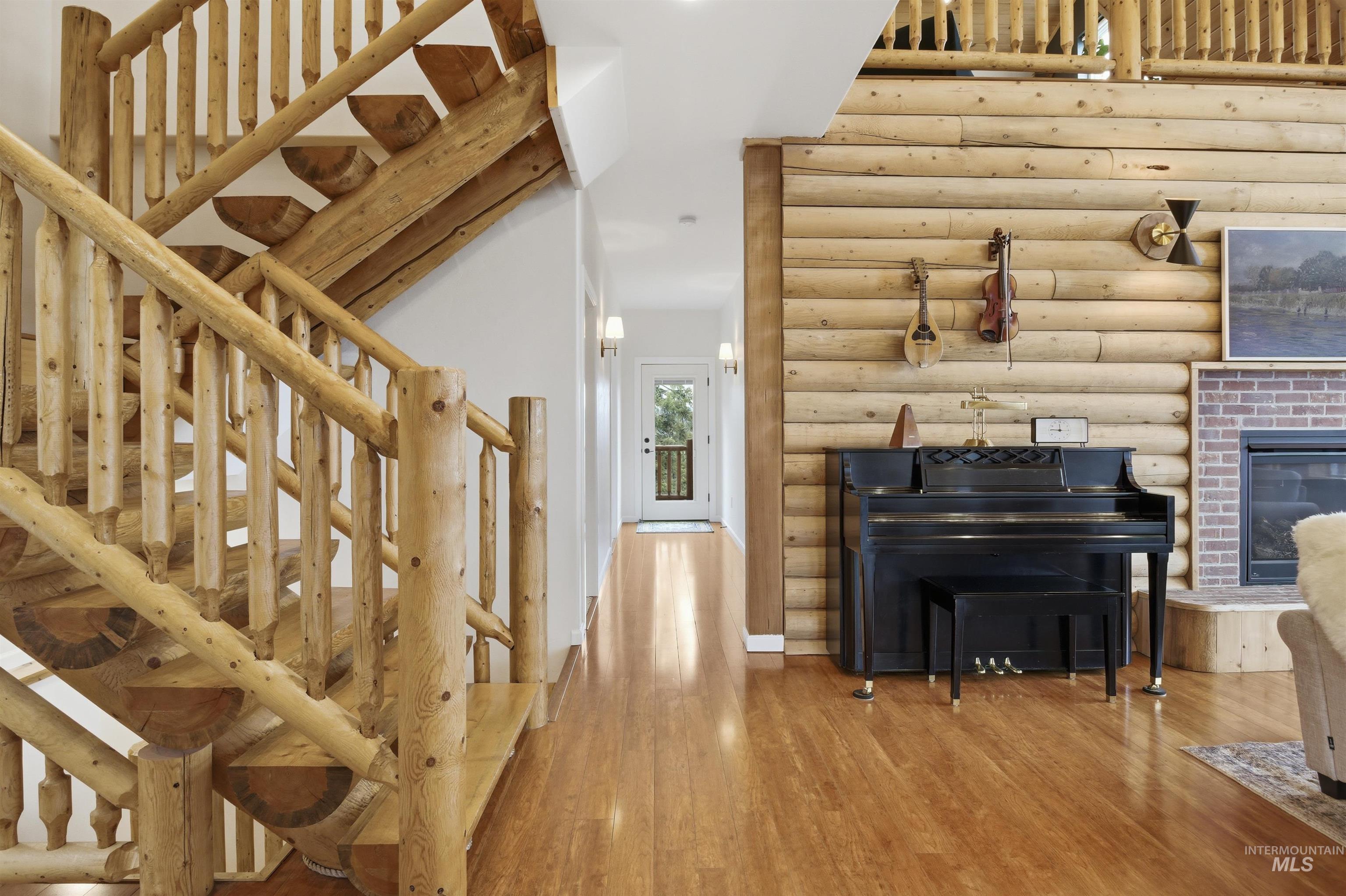 1003 Katnook Ln, Moscow, Idaho 83843, 5 Bedrooms, 4 Bathrooms, Residential For Sale, Price $1,385,000,MLS 98978740