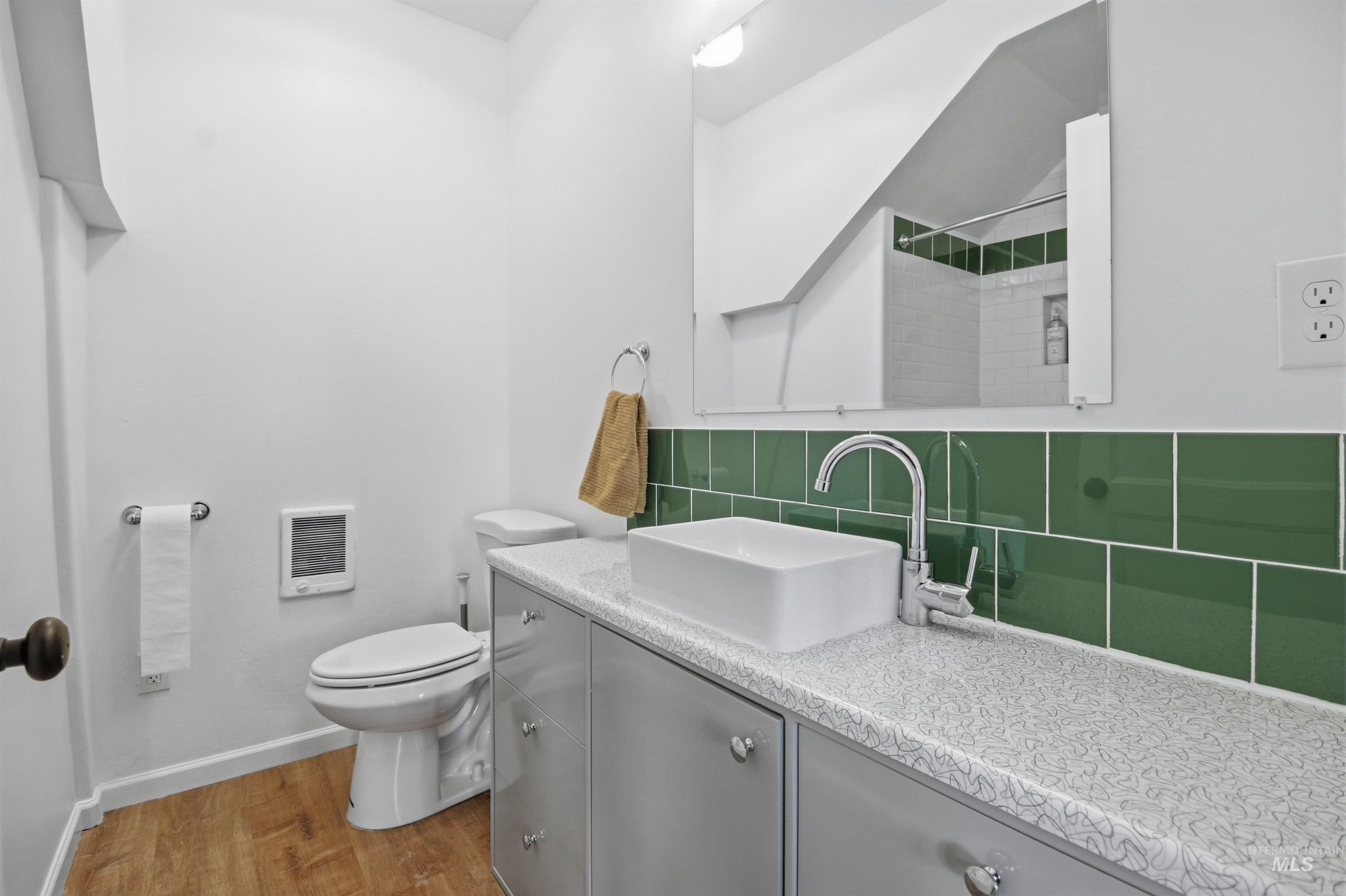 1003 Katnook Ln, Moscow, Idaho 83843, 5 Bedrooms, 4 Bathrooms, Residential For Sale, Price $1,385,000,MLS 98978740