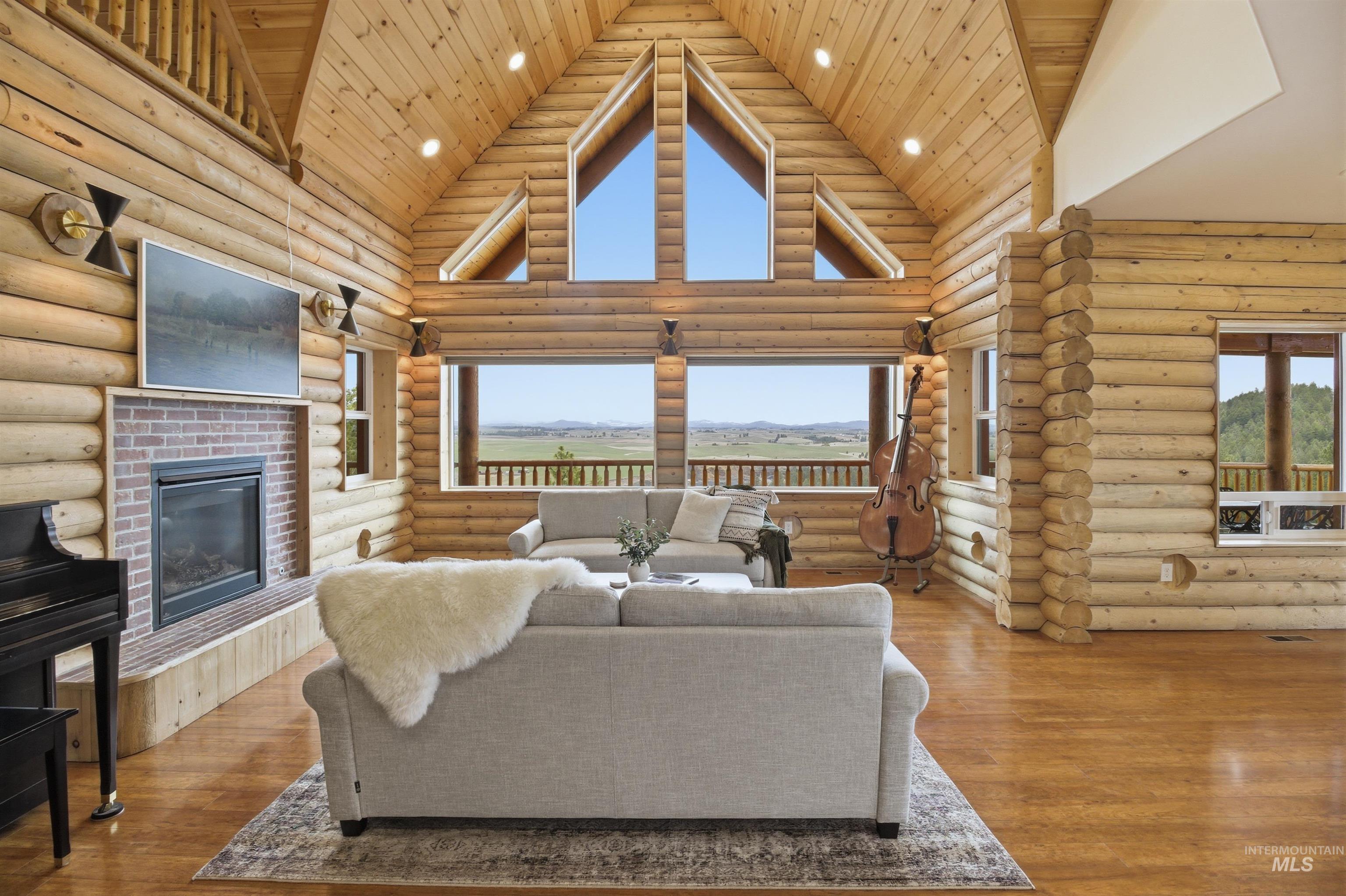 1003 Katnook Ln, Moscow, Idaho 83843, 5 Bedrooms, 4 Bathrooms, Residential For Sale, Price $1,385,000,MLS 98978740