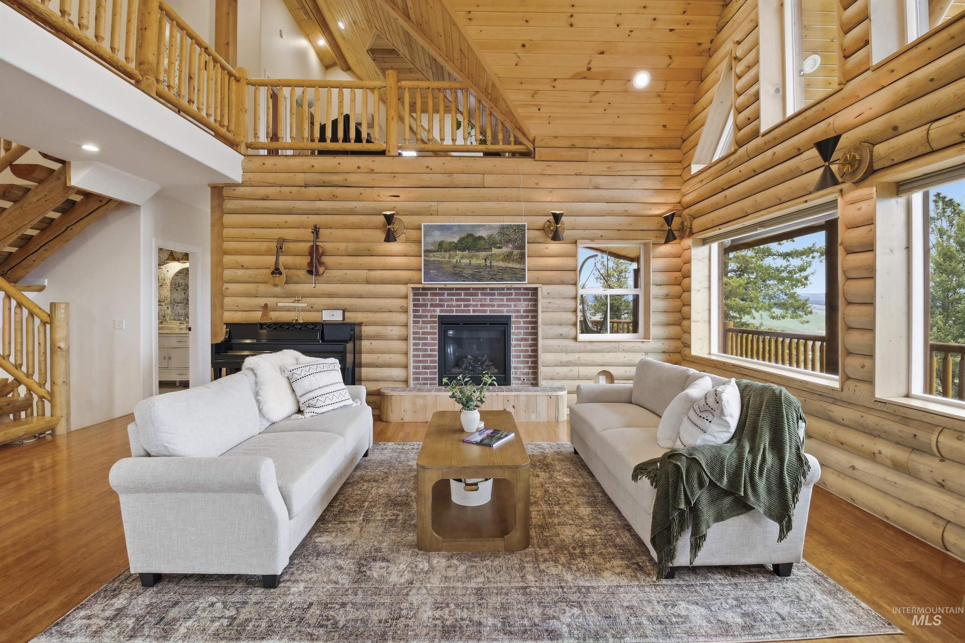 1003 Katnook Ln, Moscow, Idaho 83843, 5 Bedrooms, 4 Bathrooms, Residential For Sale, Price $1,385,000,MLS 98978740