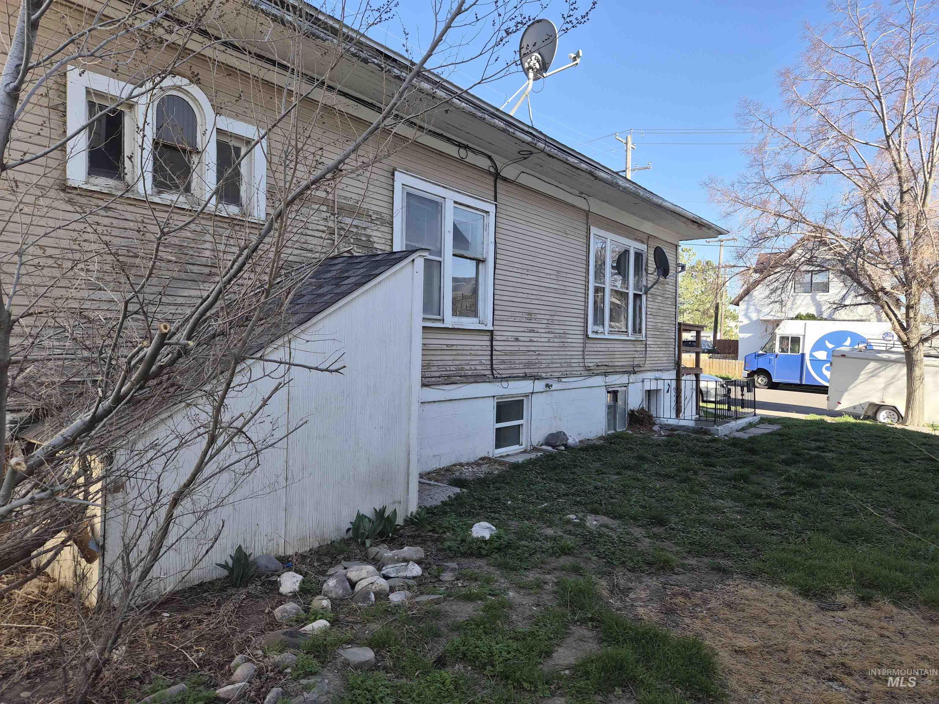 650 - 652 W Lander St., Pocatello, Idaho 83204, 1 Bedroom, 1 Bathroom, Residential Income For Sale, Price $214,900, 98978741