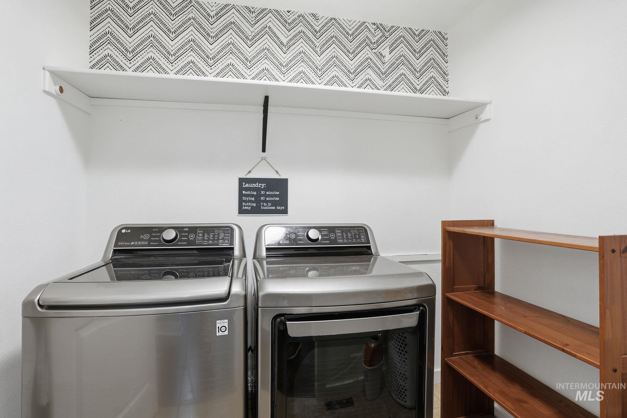 6924 E Greens Dr, Nampa, Idaho 83687, 3 Bedrooms, 3 Bathrooms, Residential For Sale, Price $455,000,MLS 98978742