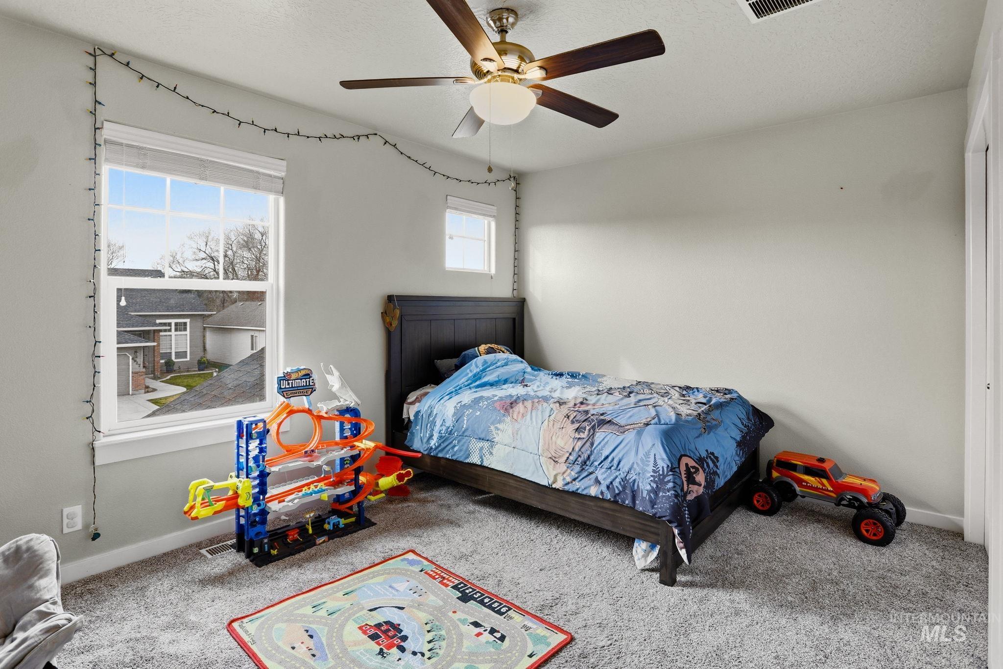 6924 E Greens Dr, Nampa, Idaho 83687, 3 Bedrooms, 3 Bathrooms, Residential For Sale, Price $455,000,MLS 98978742