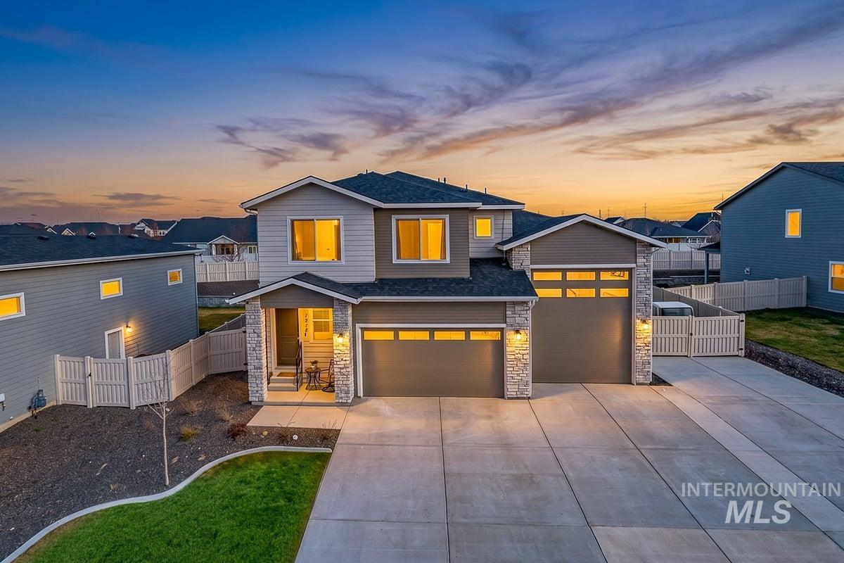 1218 Stirling Meadows Ct, Middleton, Idaho 83644-1182, 4 Bedrooms, 3.5 Bathrooms, Residential For Sale, Price $685,000, 98978745